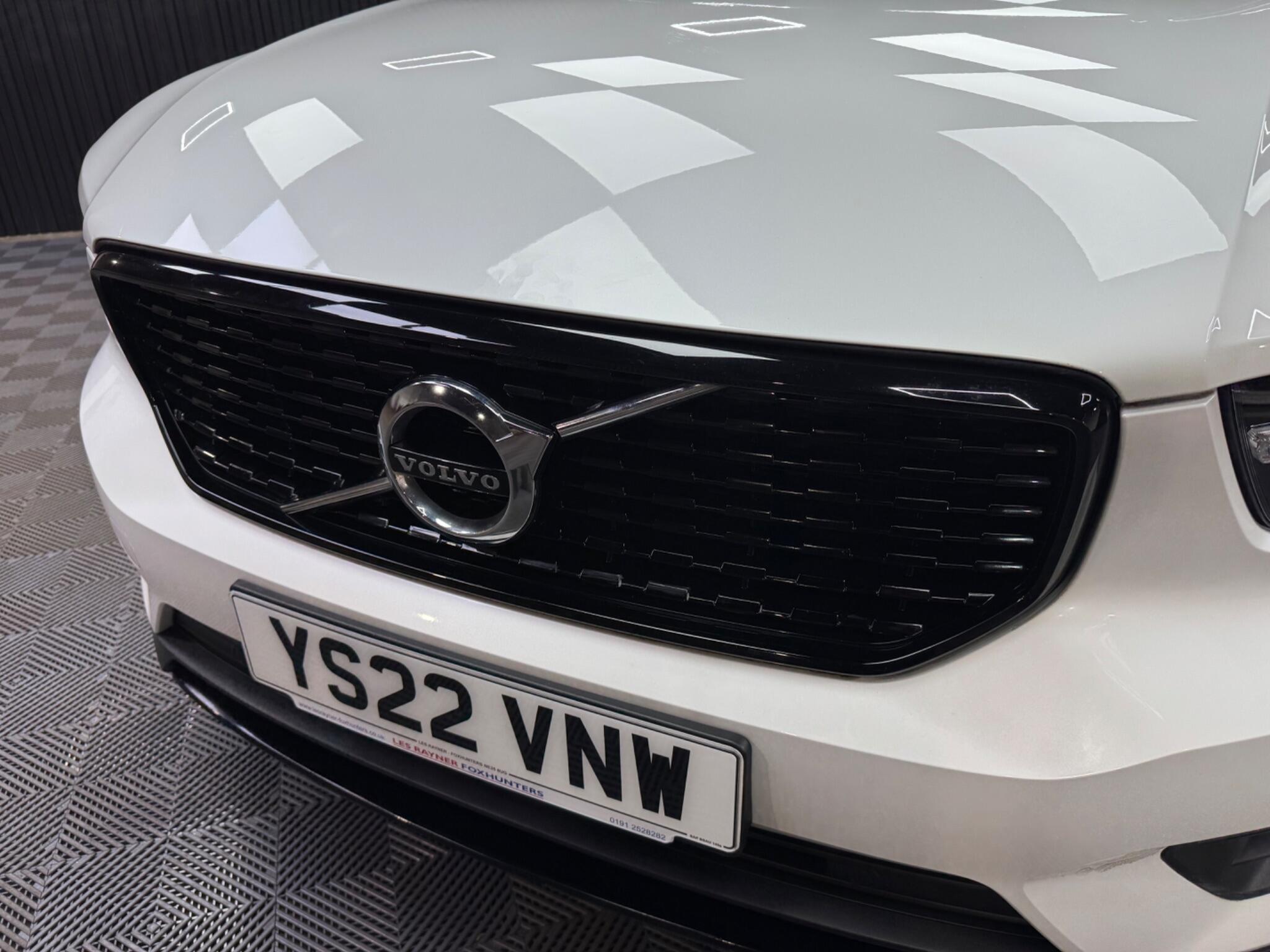 Volvo XC40 view 42