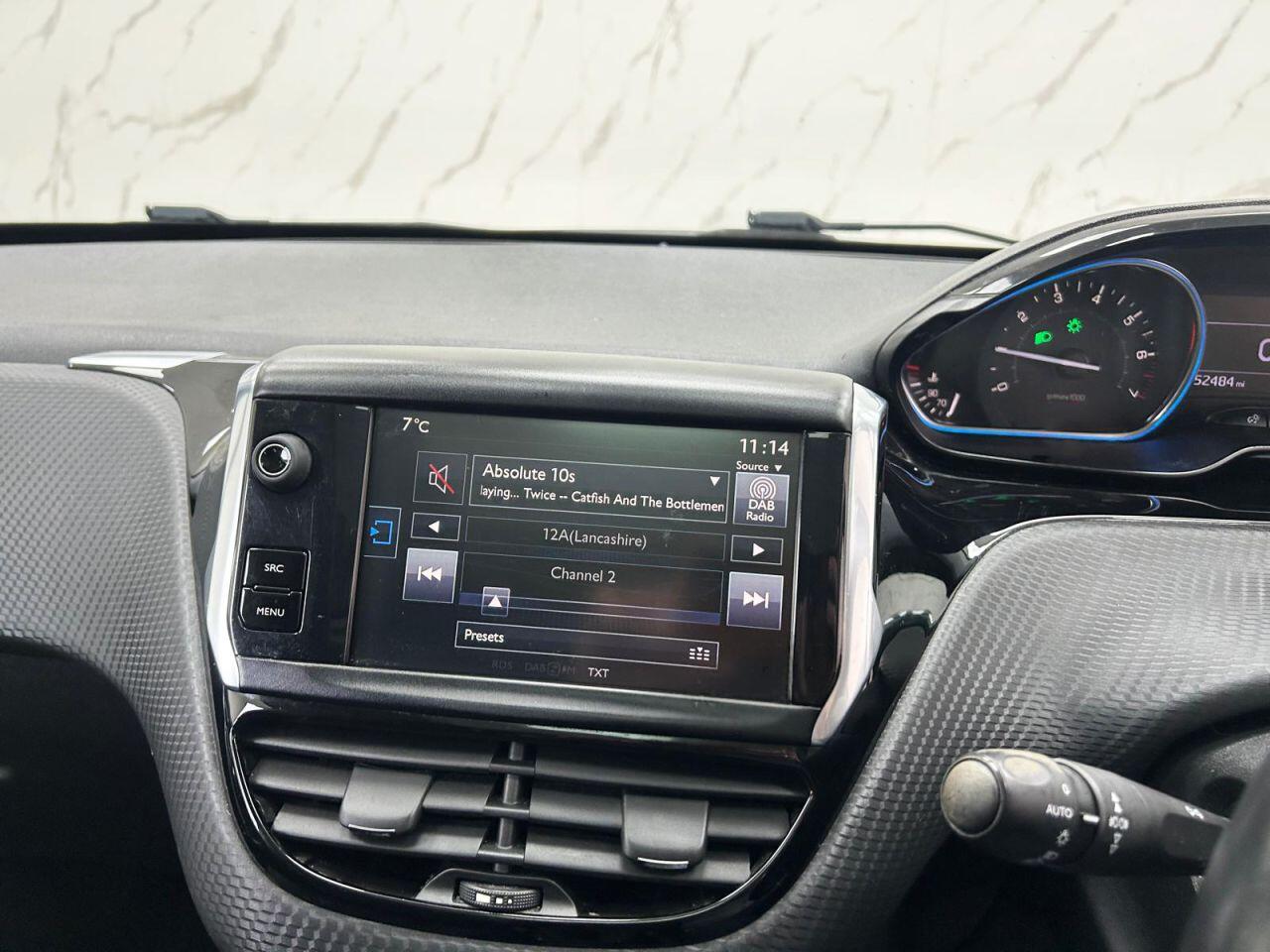 Peugeot 2008 view 17