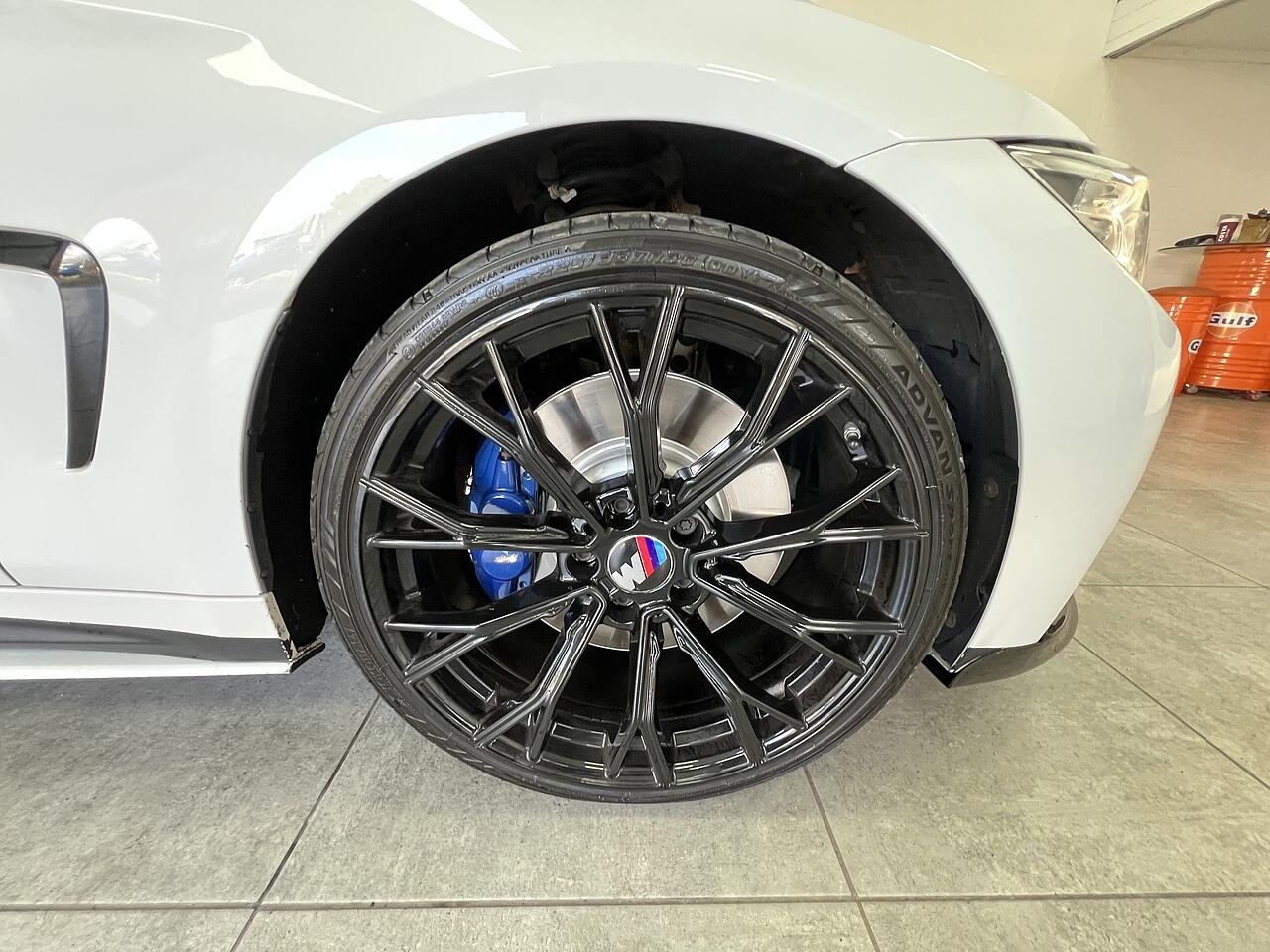 BMW 4 Series view 21