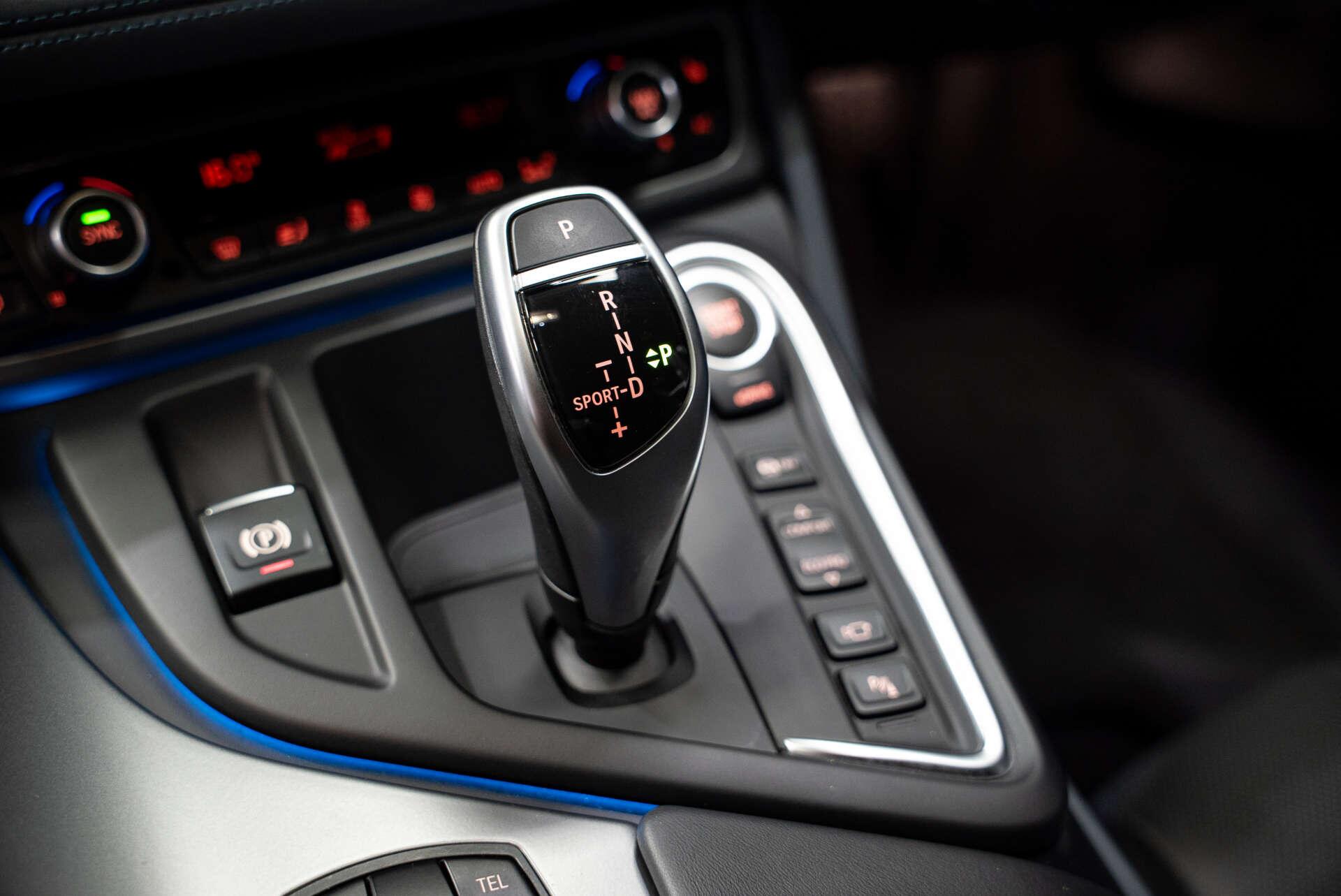 BMW I8 view 29