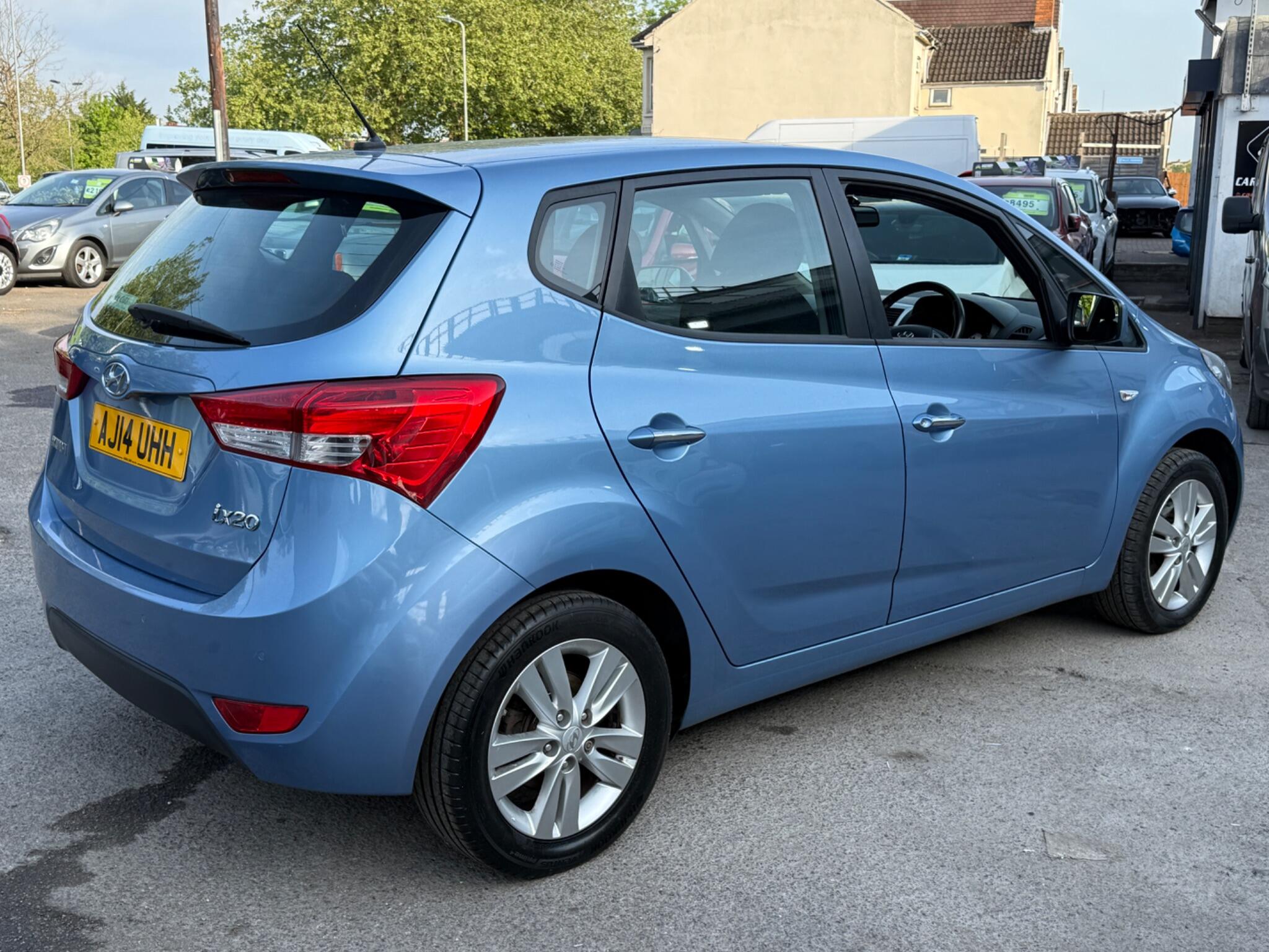 Hyundai ix20 - Image 18
