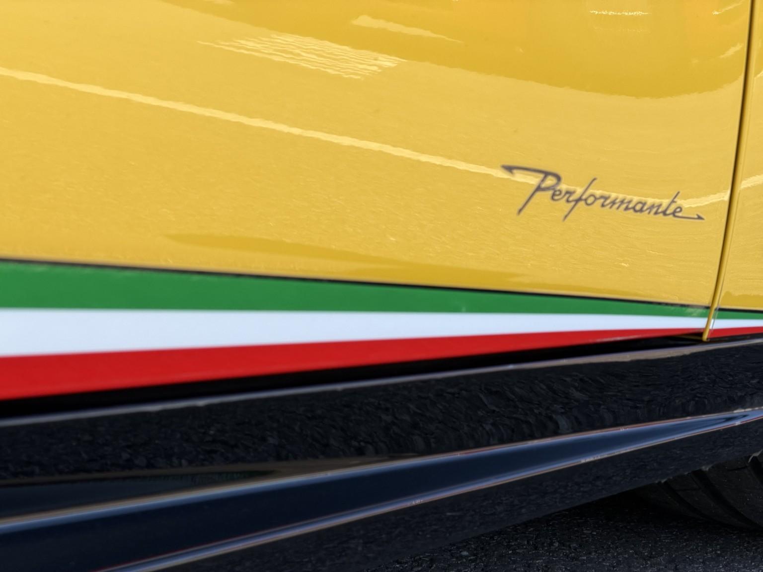 Lamborghini Huracan view 45