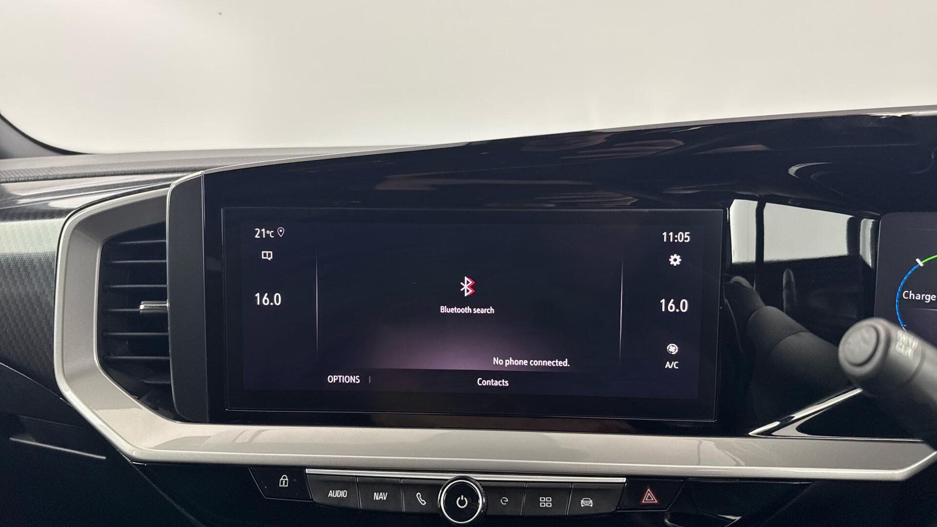 Vauxhall Mokka Electric view 29