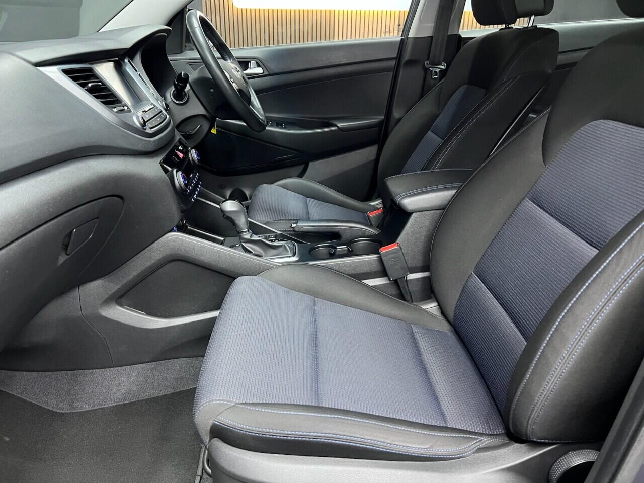 Hyundai Tucson view 27