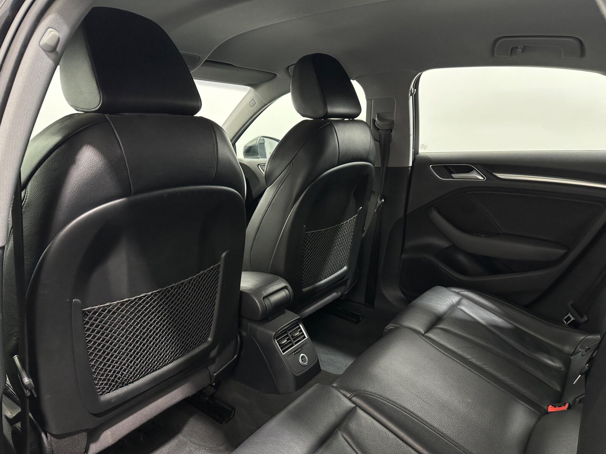 Audi A3 view 38