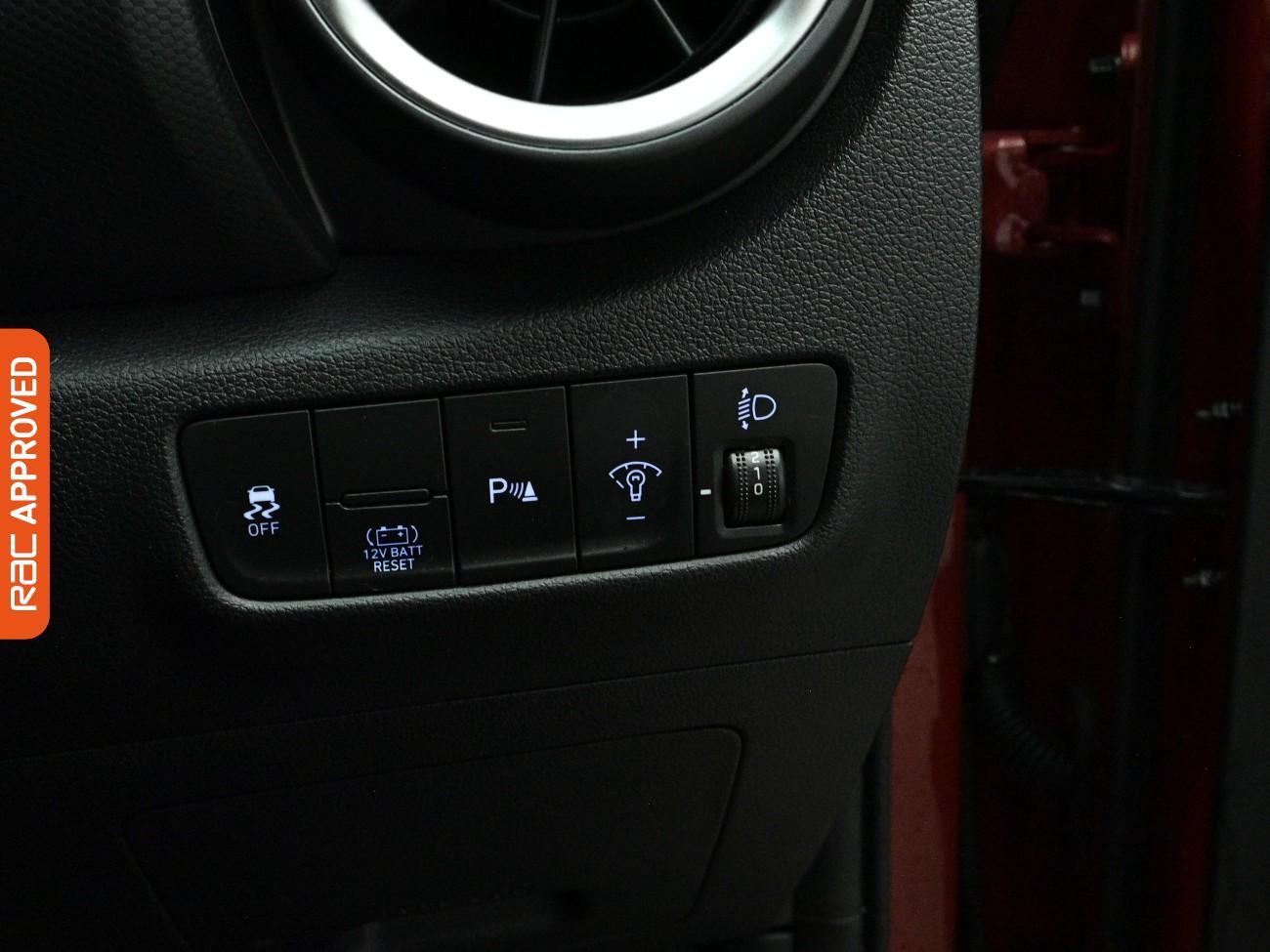 Hyundai Kona view 19