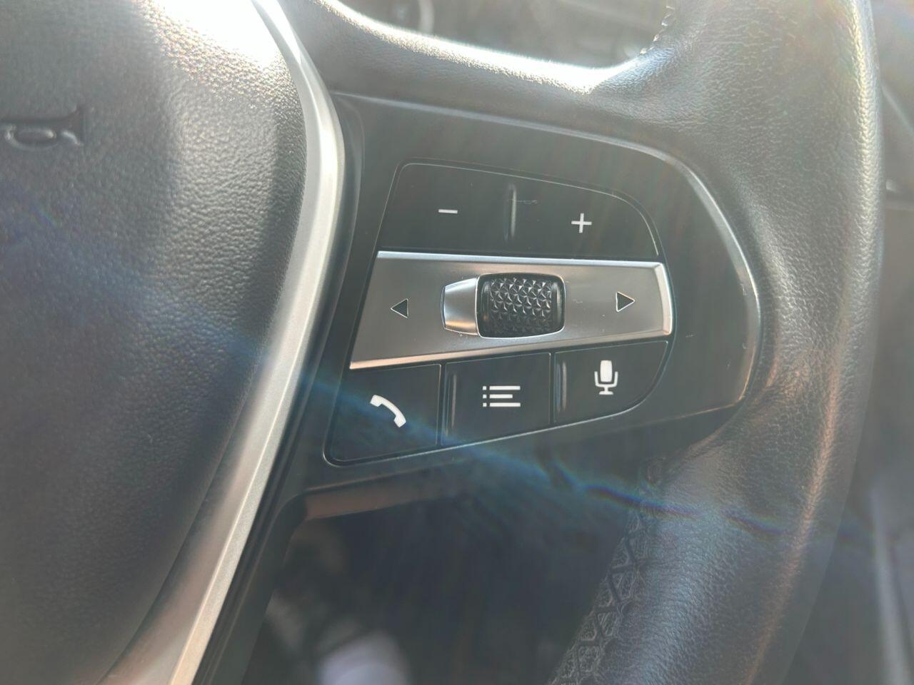 BMW 1 Series view 17