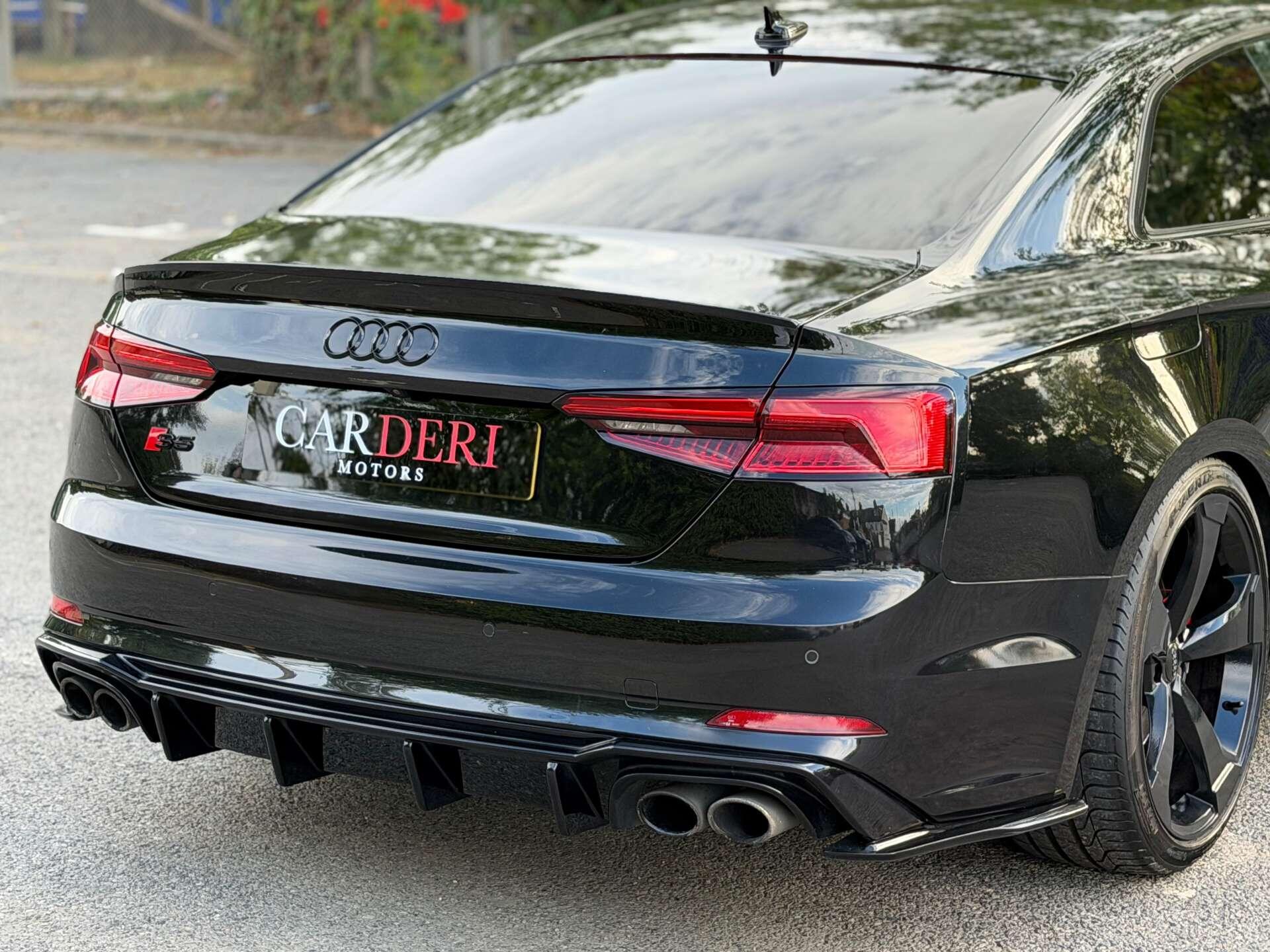 Audi S5 view 18