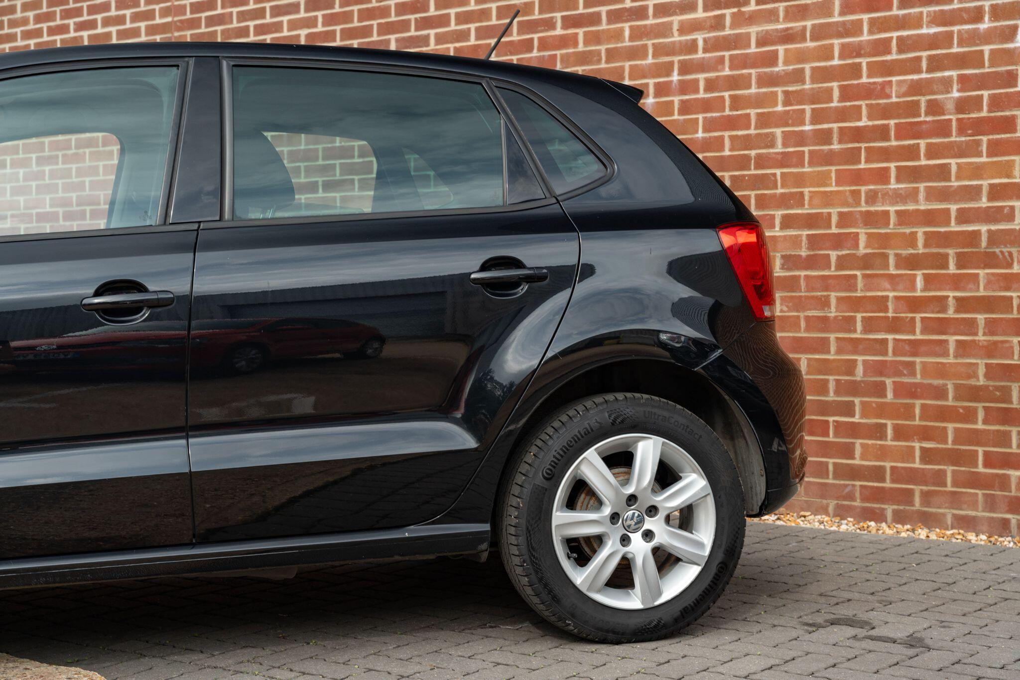 Volkswagen Polo view 7