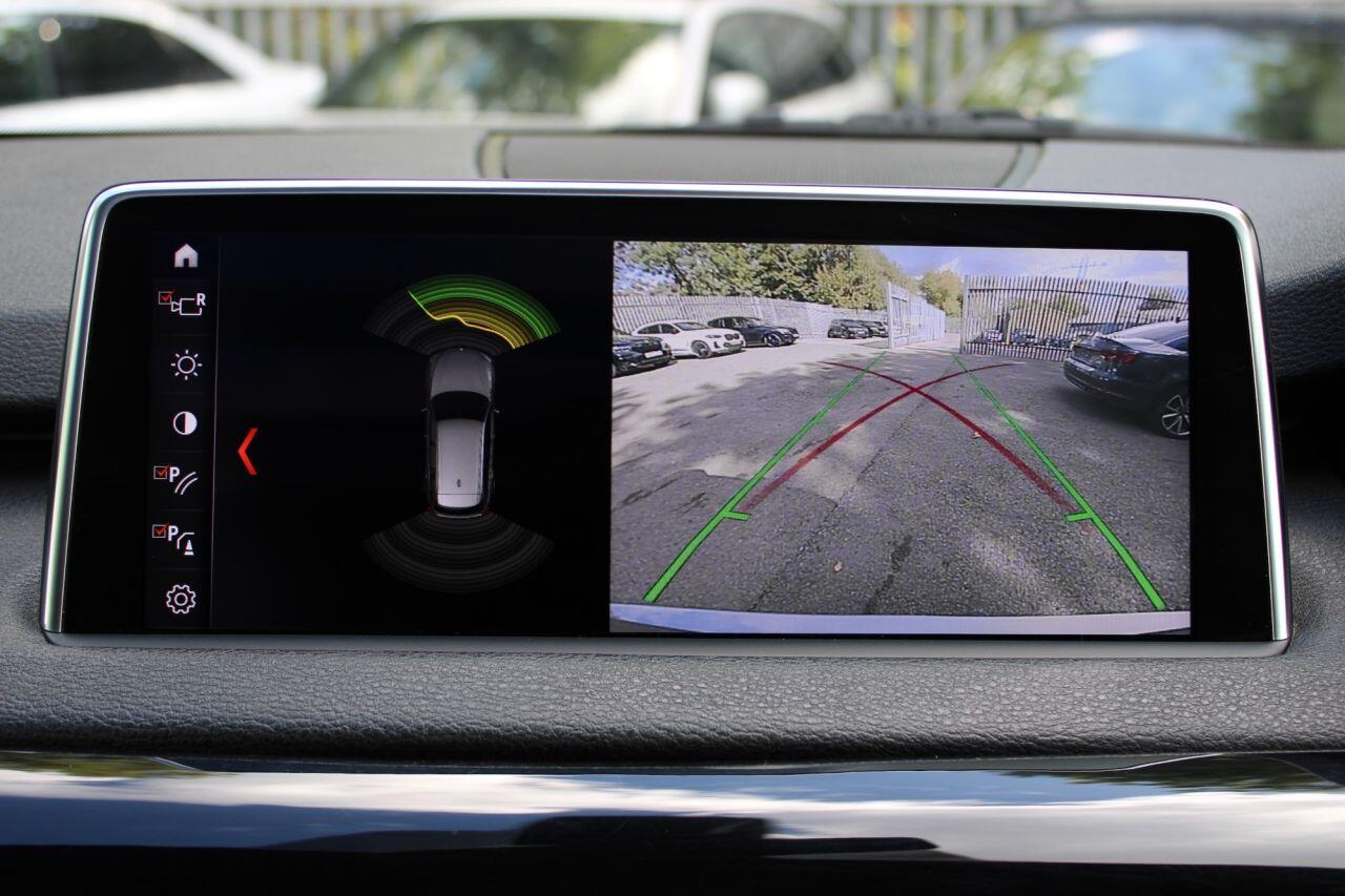 BMW X5 view 42