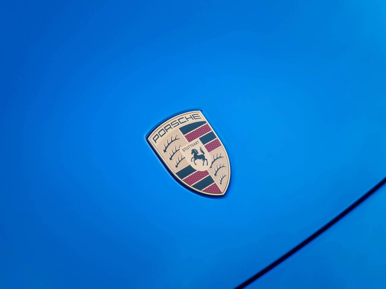 Porsche Macan view 48