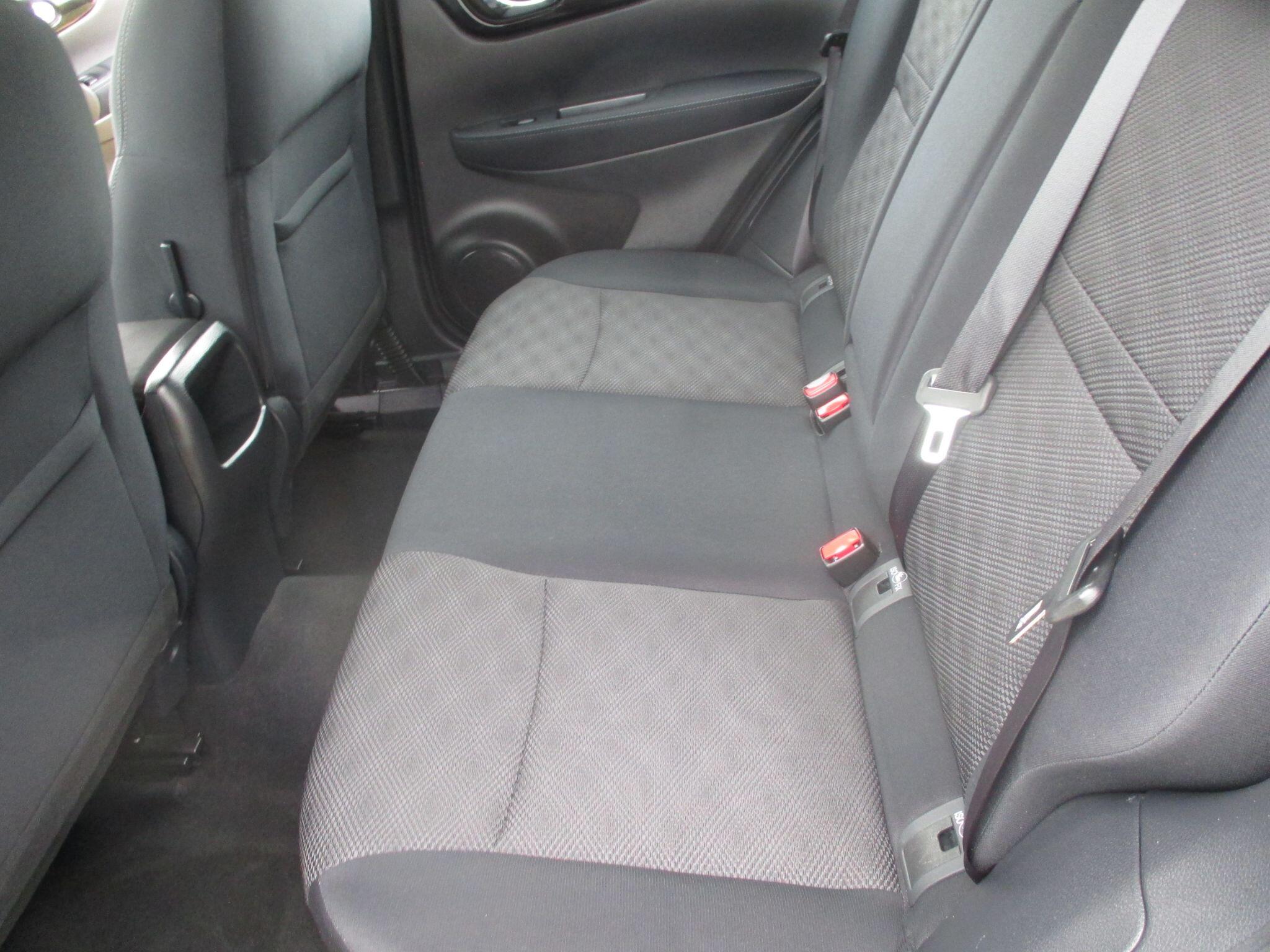 Nissan Qashqai view 32