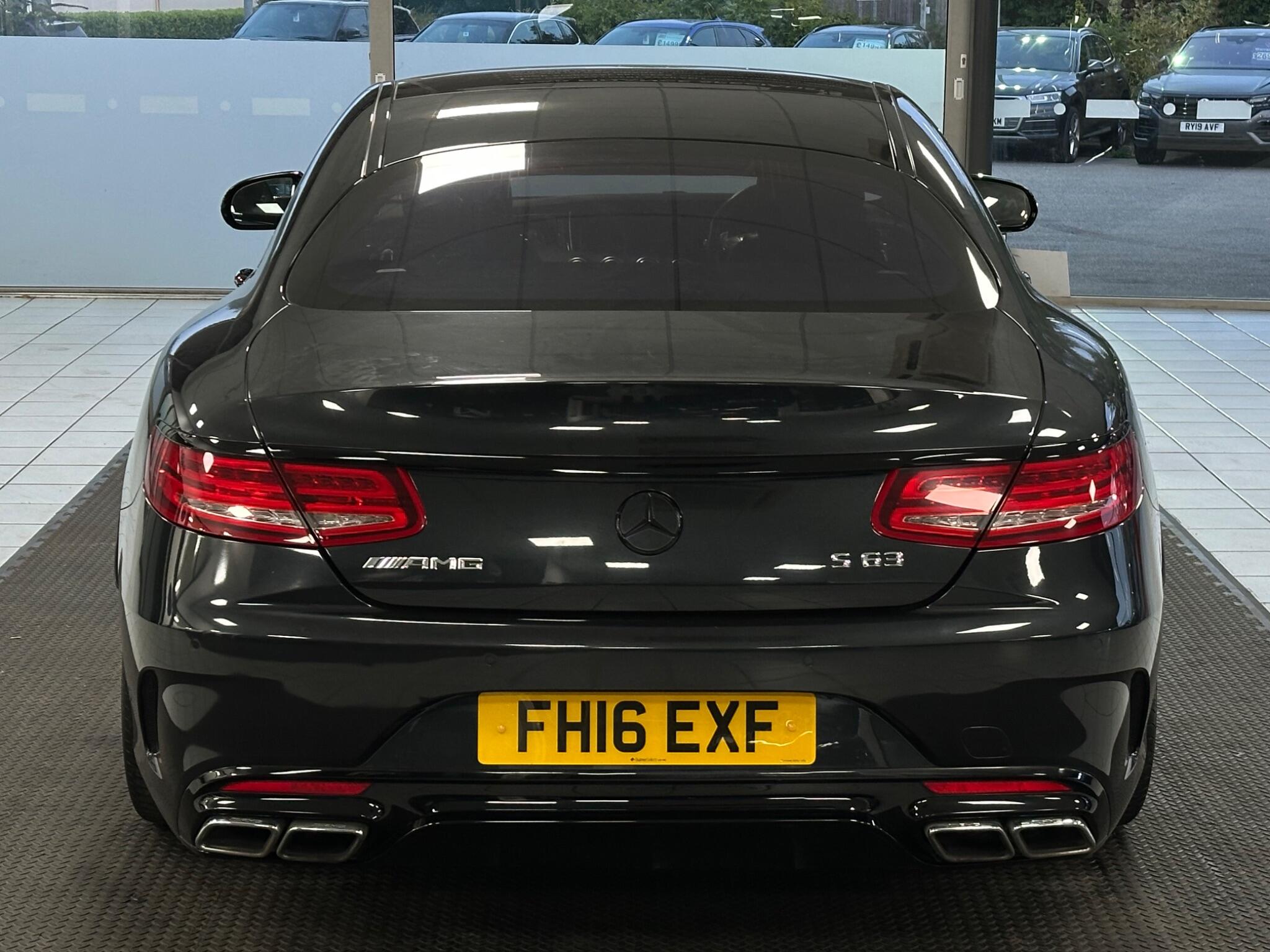 Mercedes-Benz S Class view 12