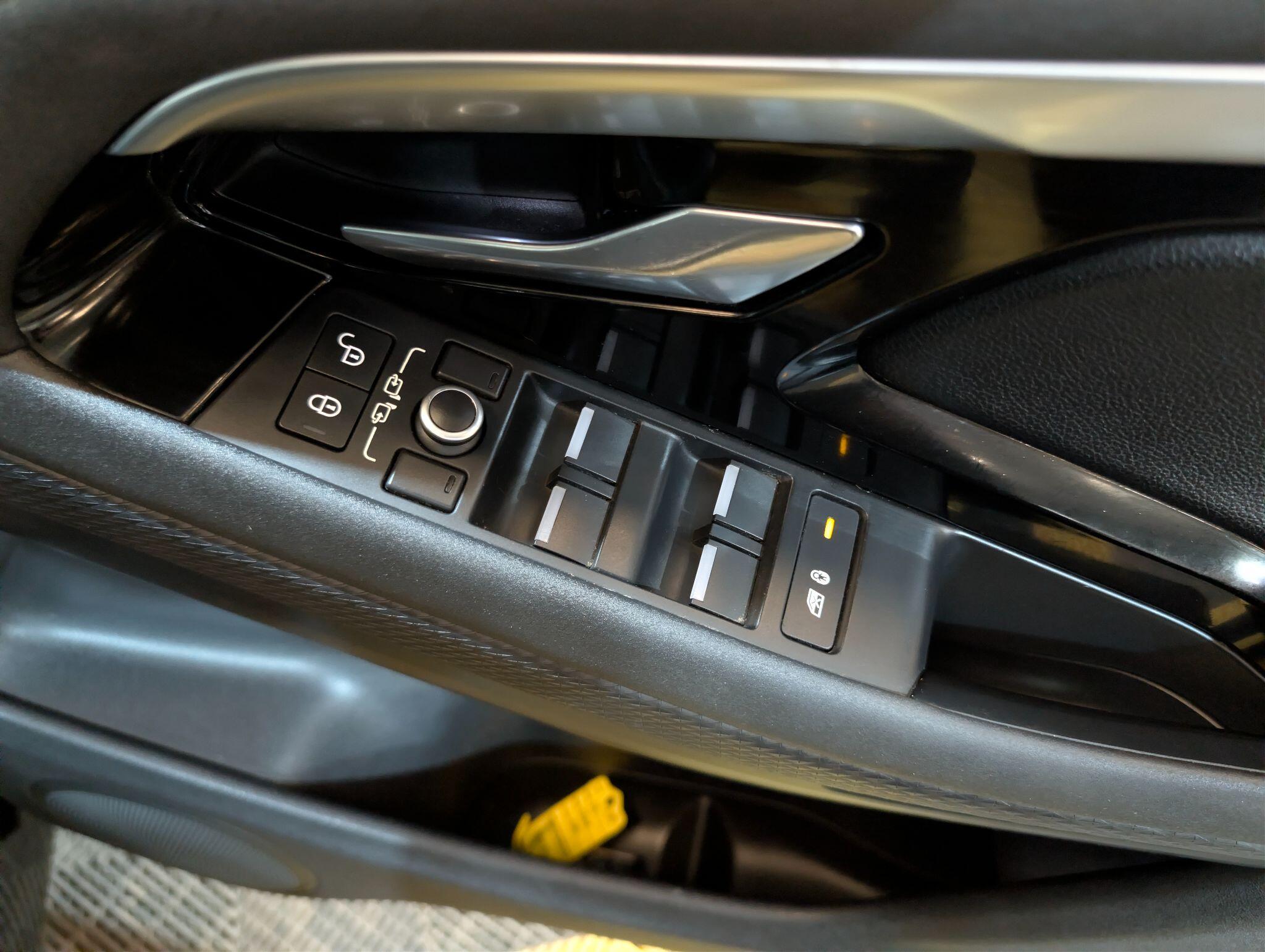 Land Rover Range Rover Evoque view 35