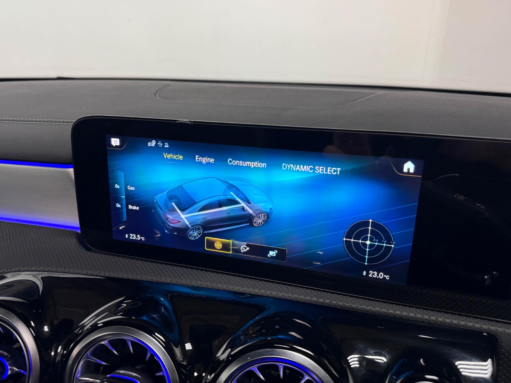 Mercedes-Benz Cla view 44