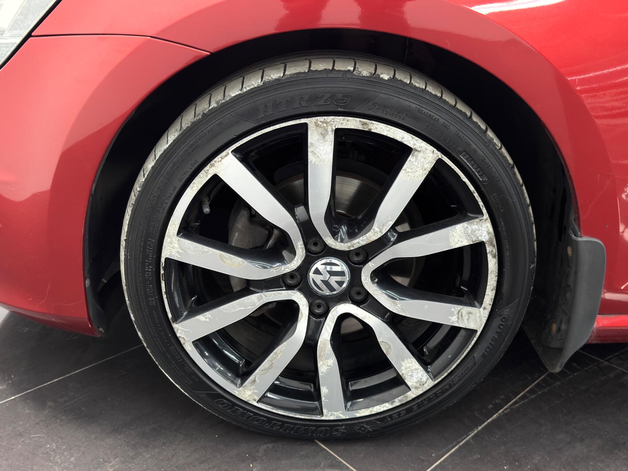 Volkswagen Golf view 64