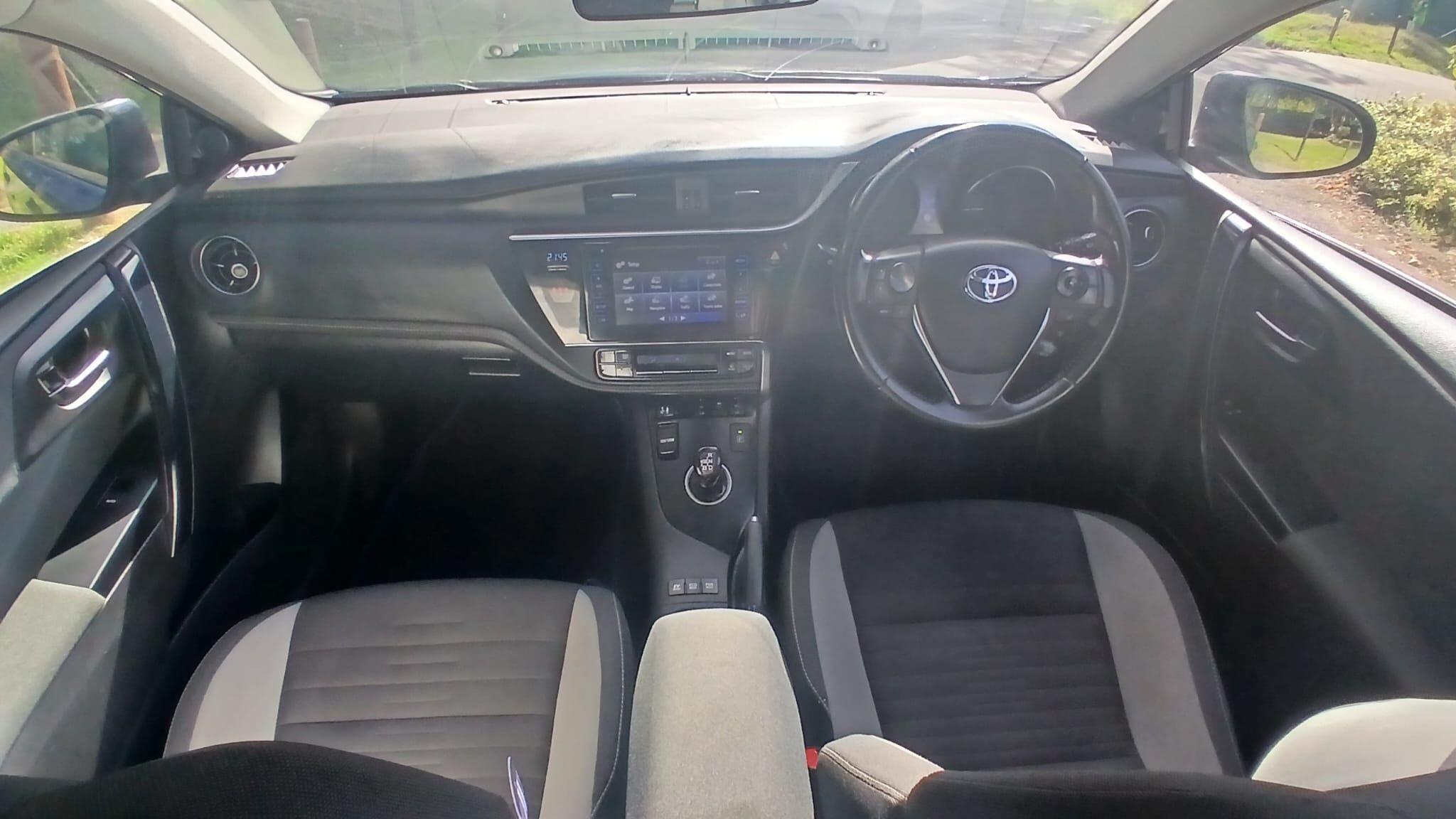 Toyota Auris view 15