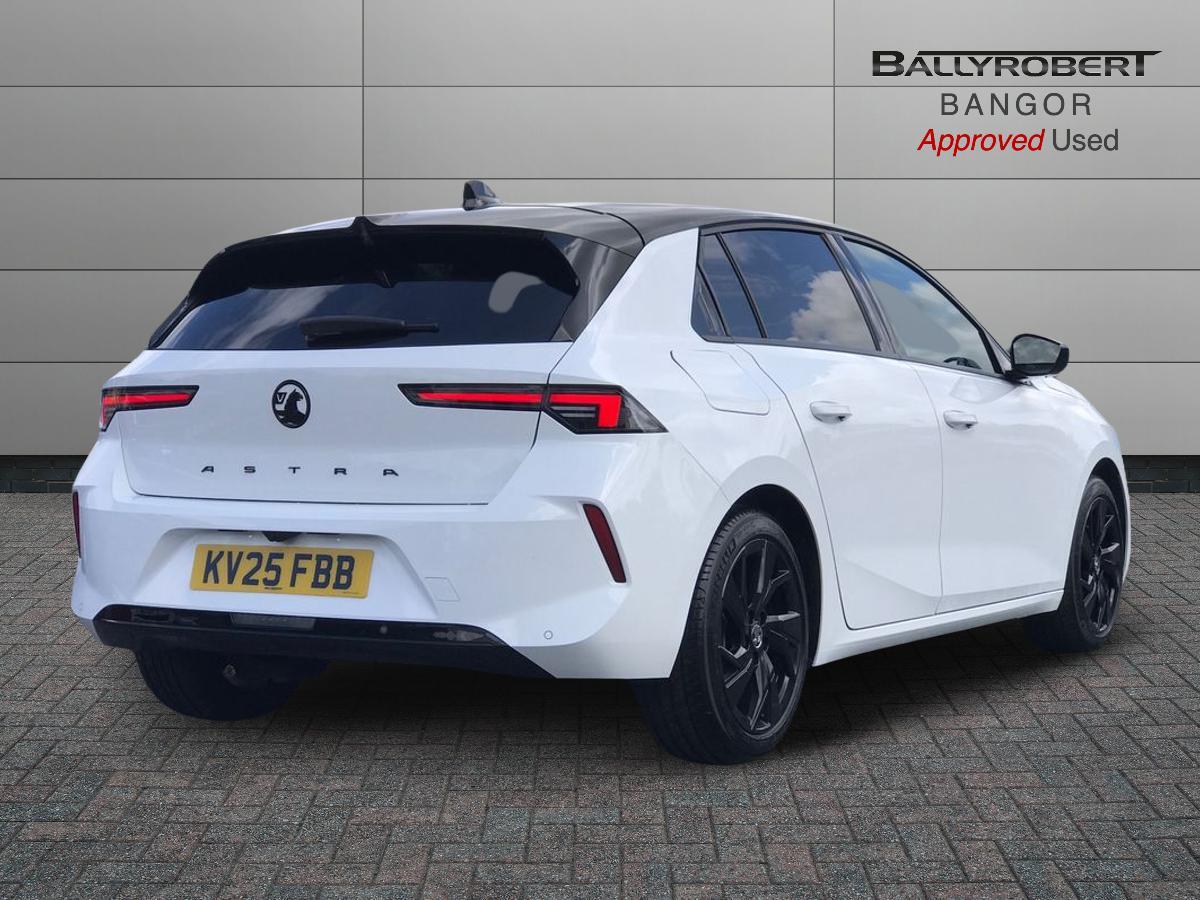Vauxhall Astra view 15