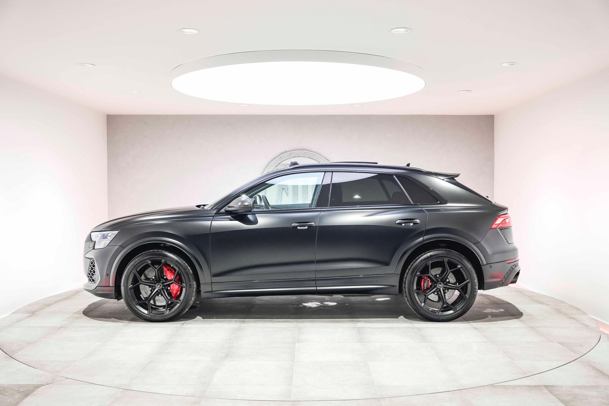 Audi RSQ8 view 28