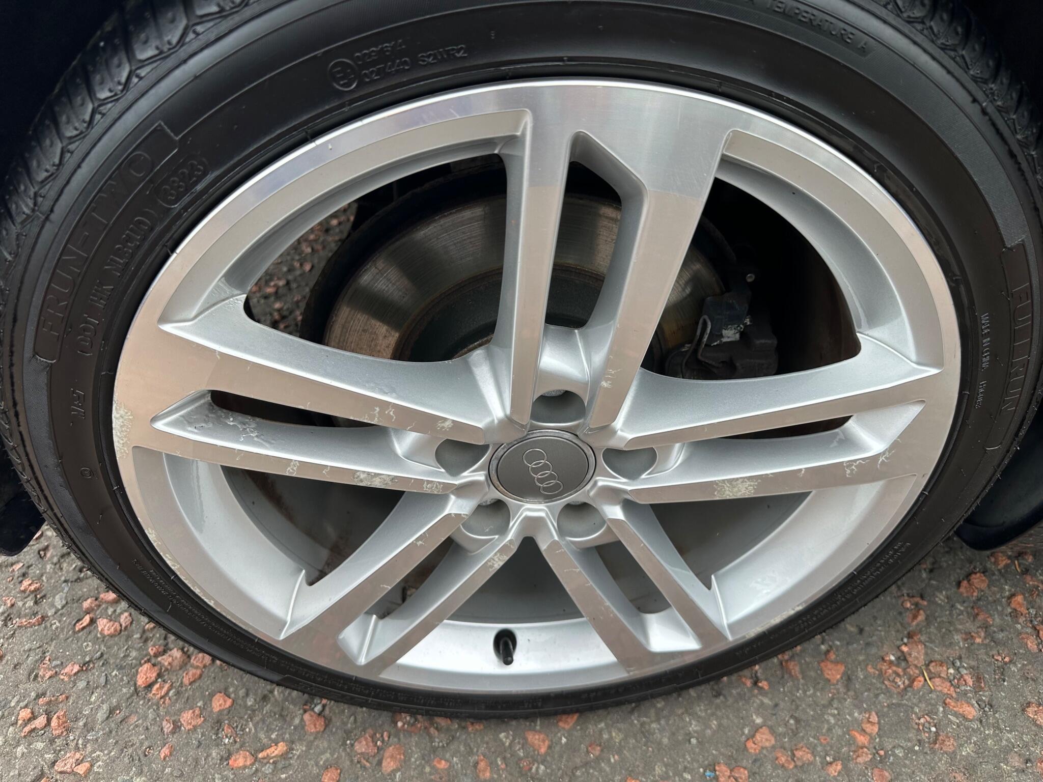 Audi TT view 14