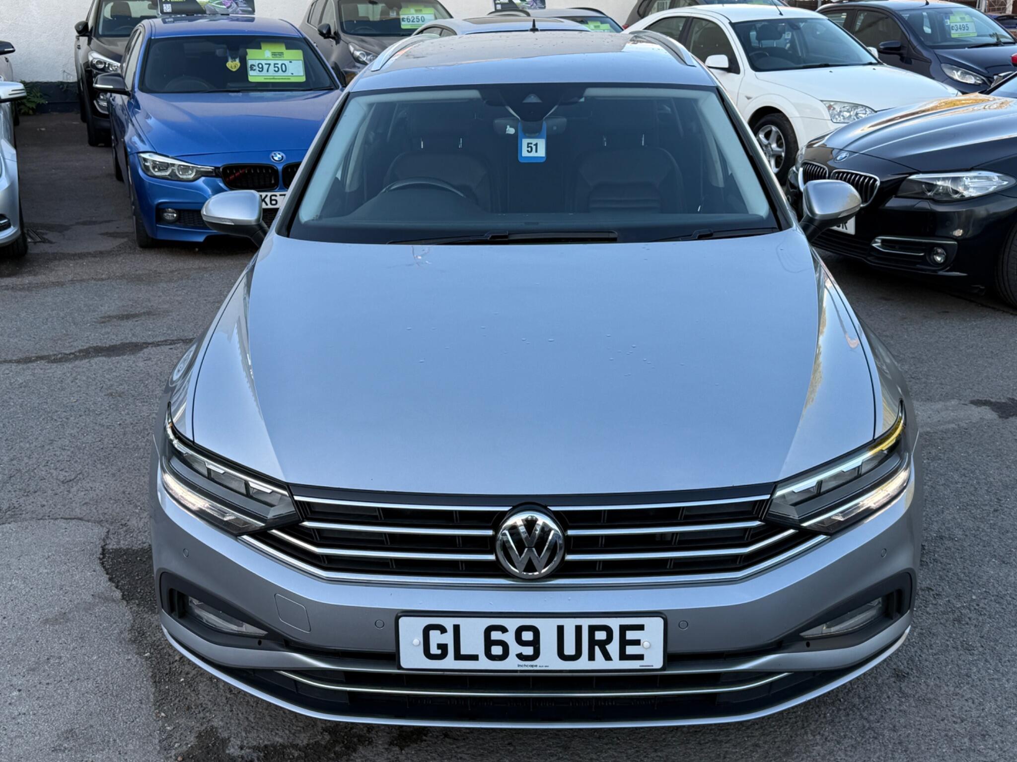 Volkswagen Passat - Image 7