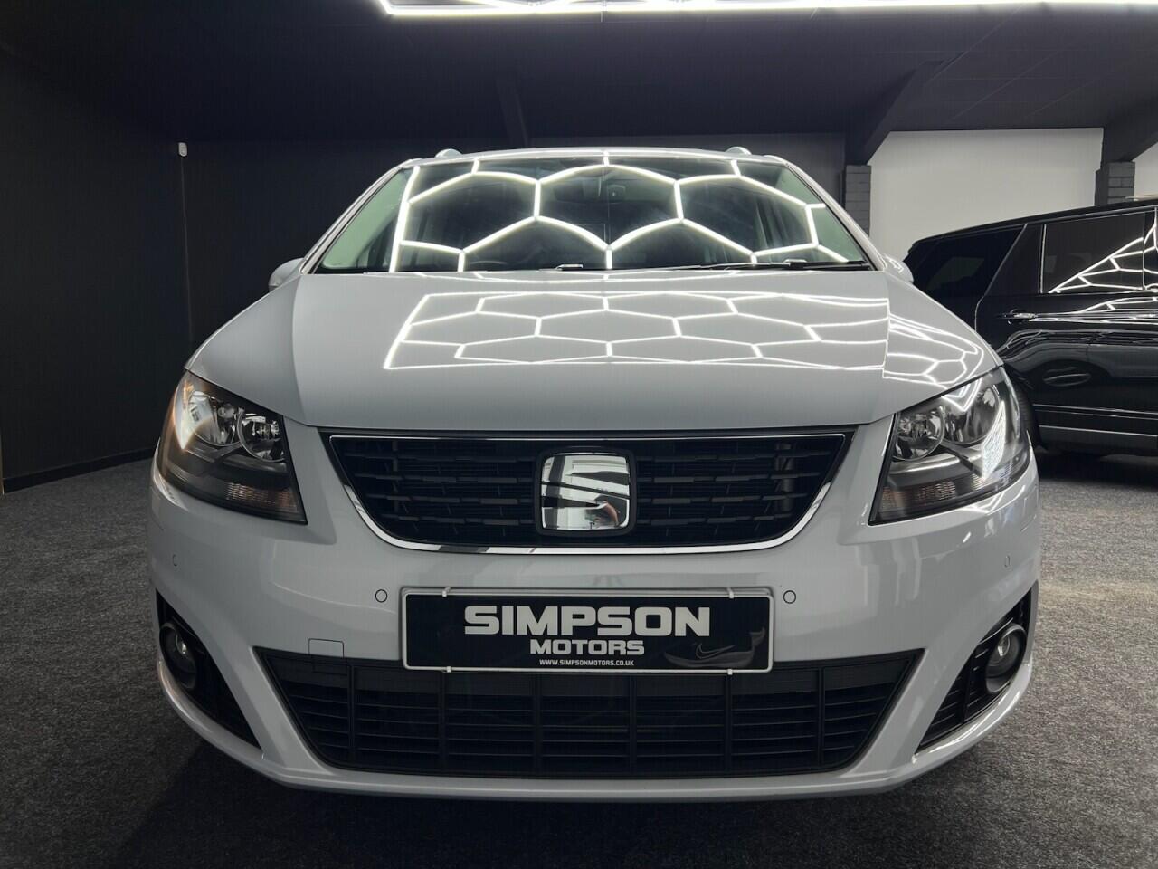SEAT Alhambra view 21