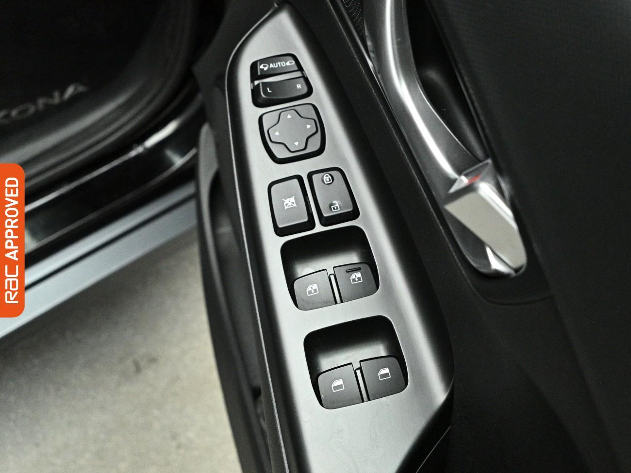 Hyundai Kona view 26