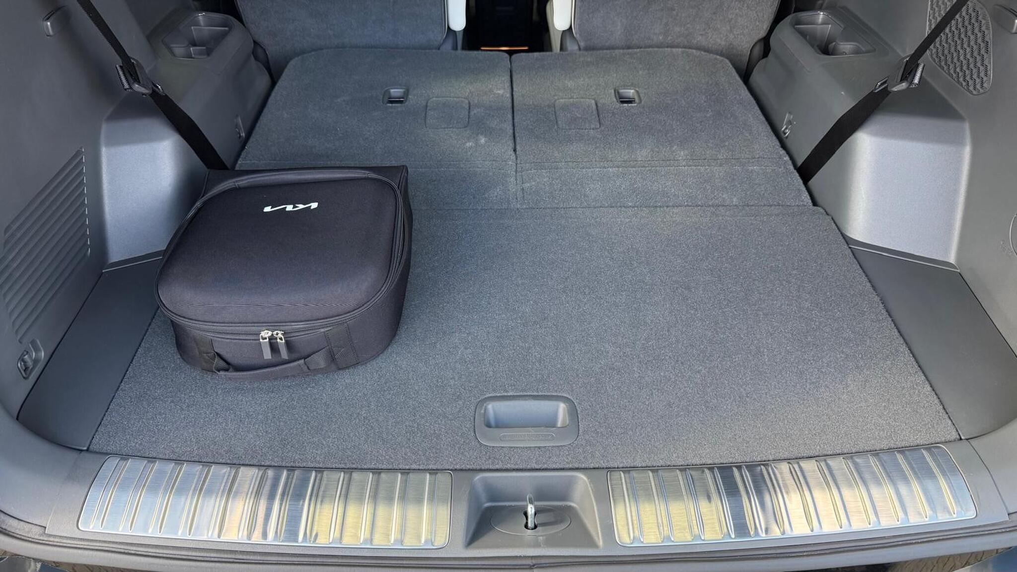 Kia Ev9 view 9