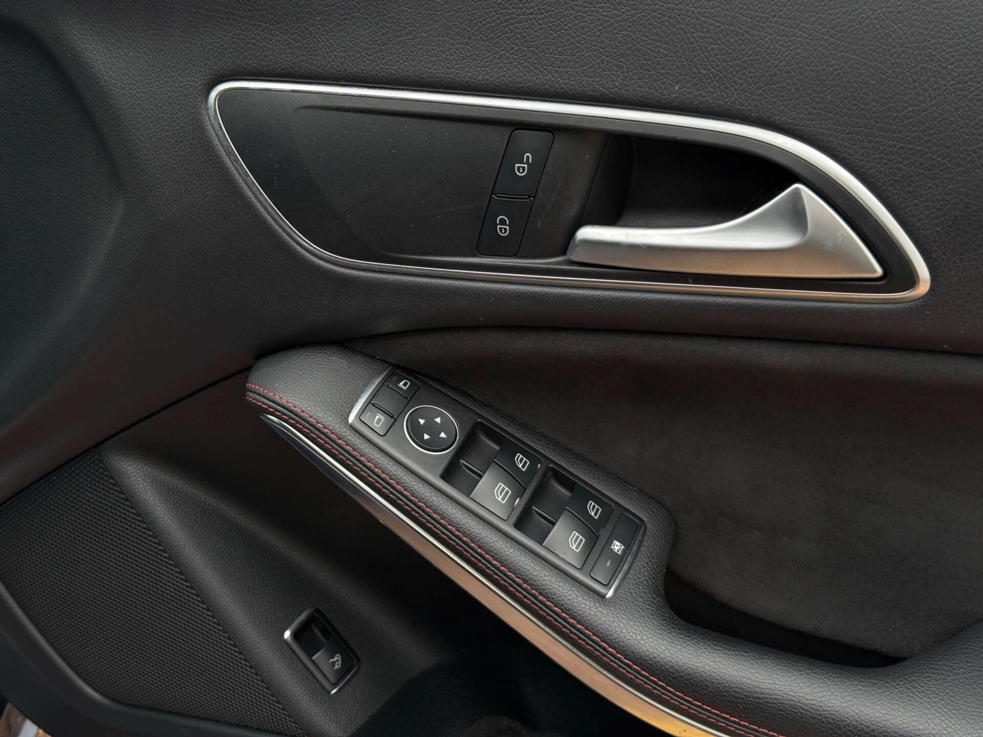 Mercedes-Benz Cla view 21