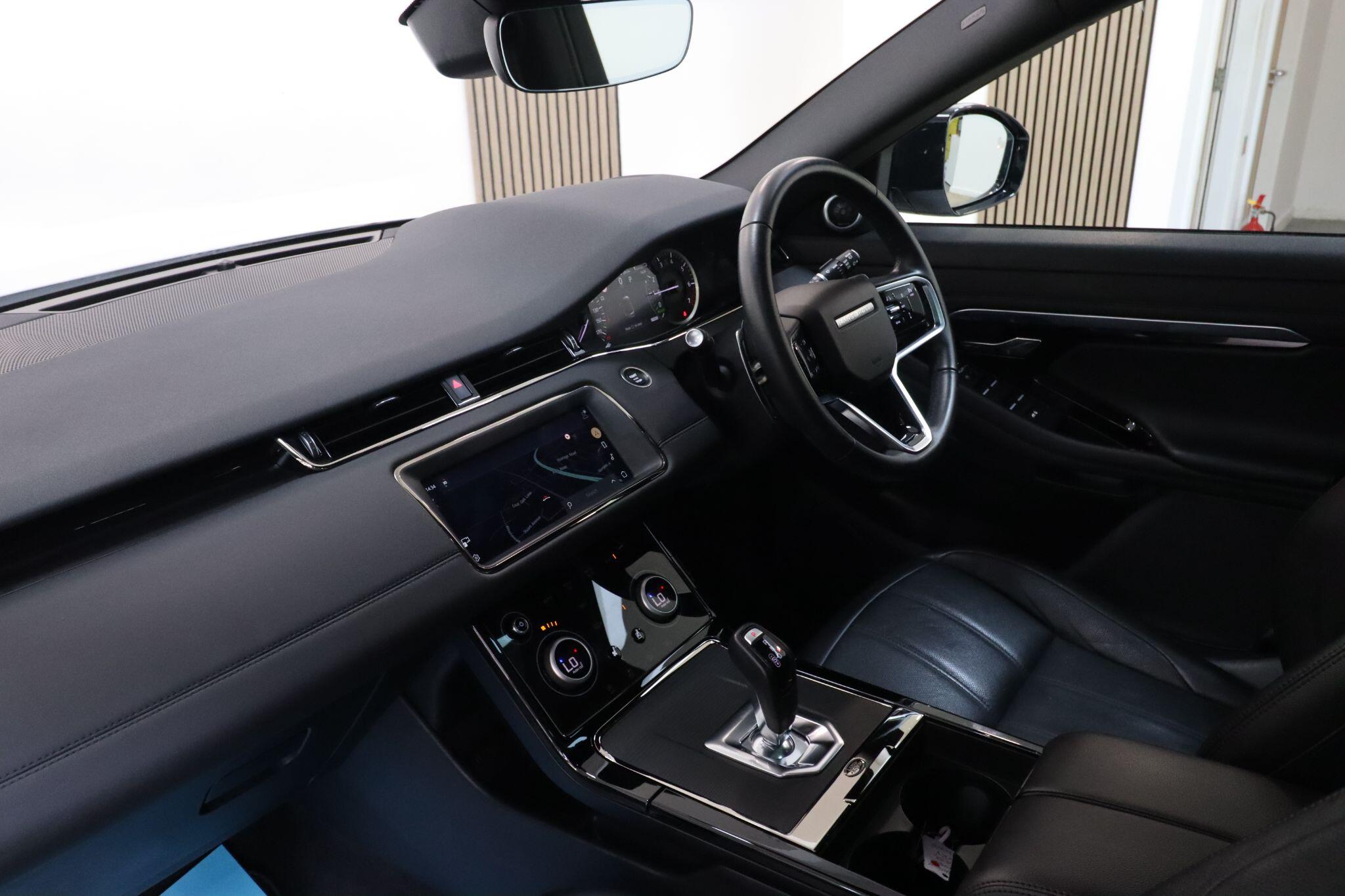 Land Rover Range Rover Evoque view 11