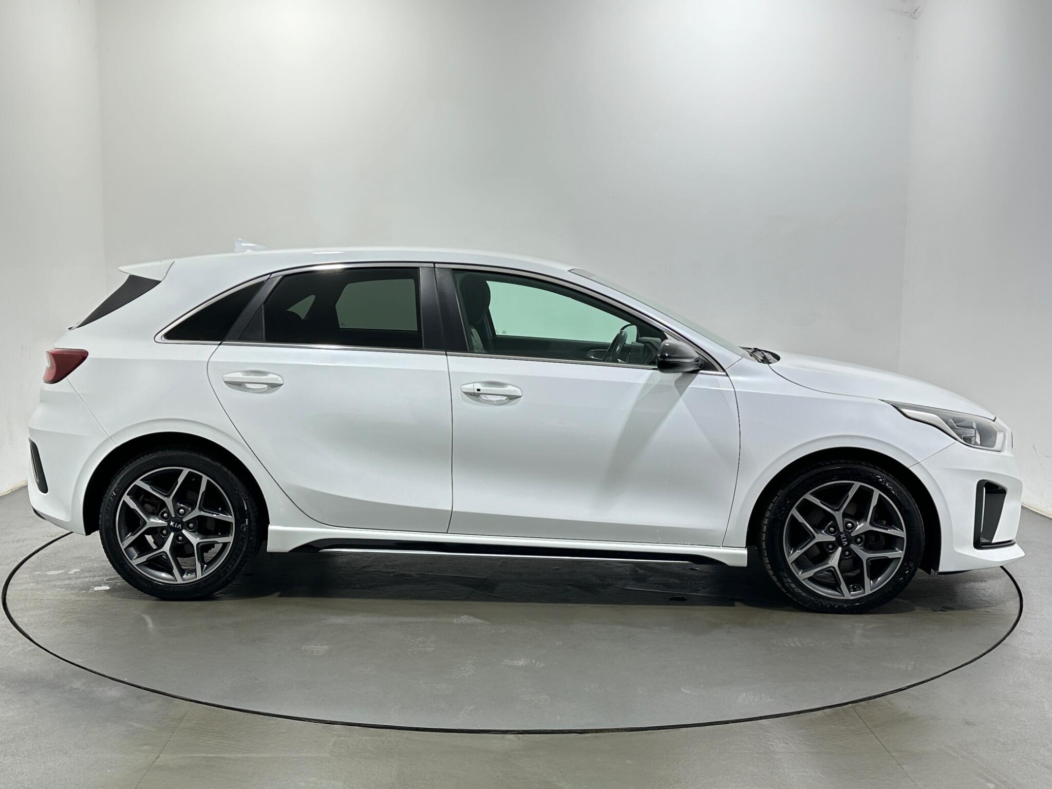 Kia Ceed view 9