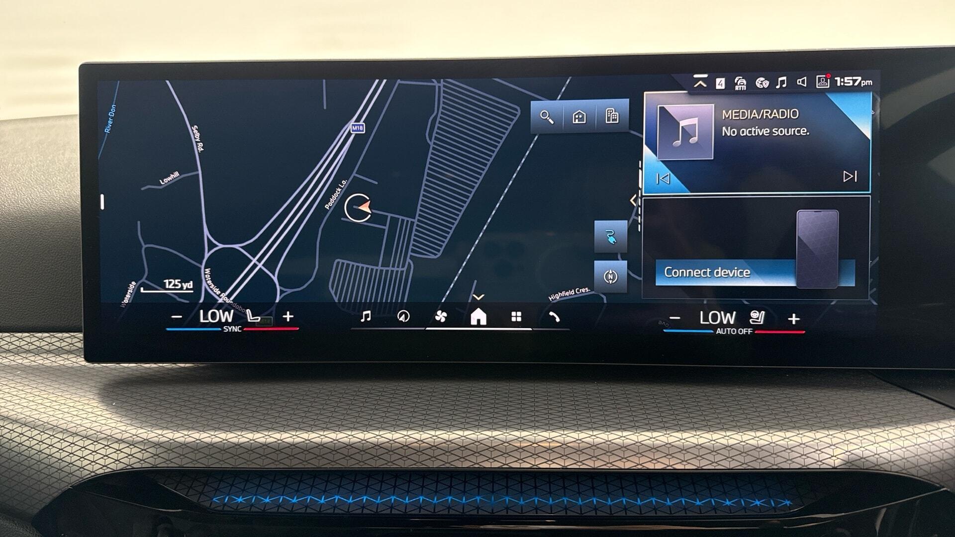 BMW i4 view 8