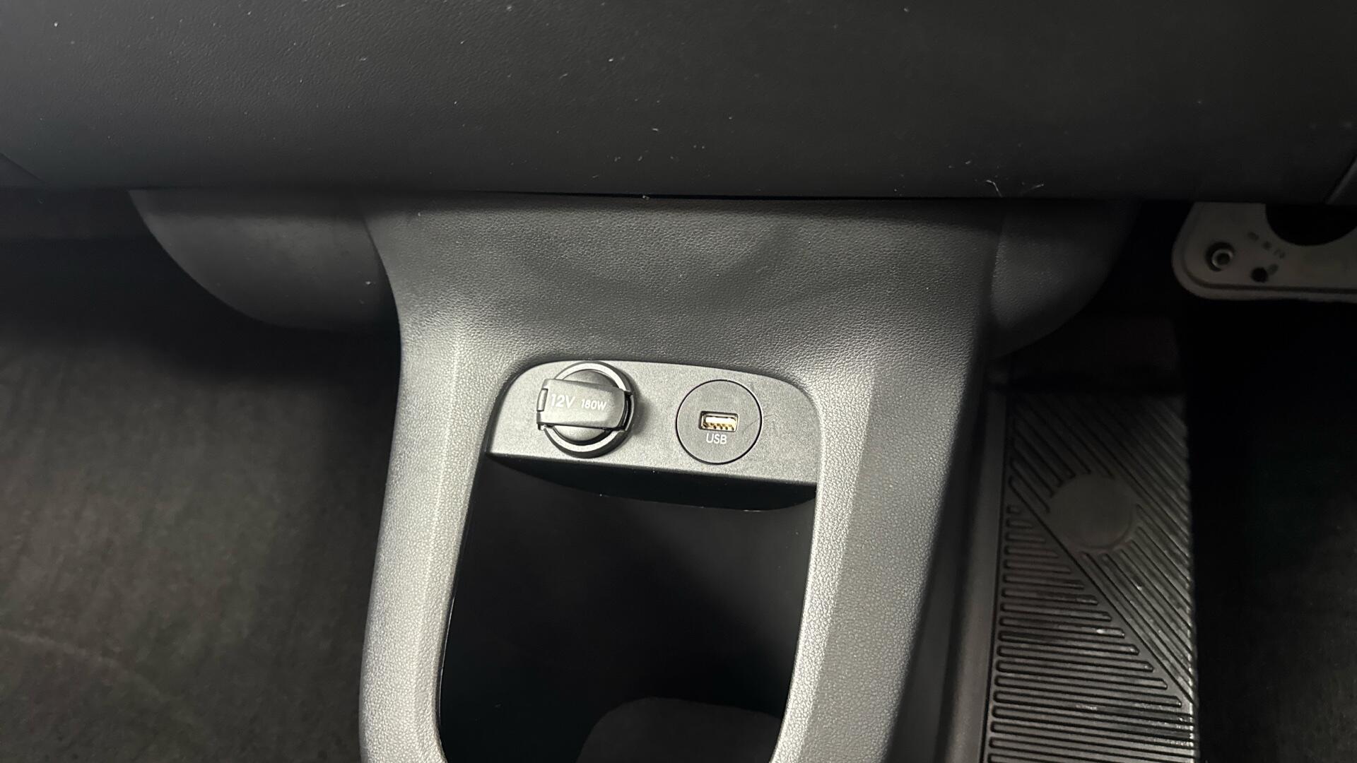 Hyundai Ioniq 5 view 36