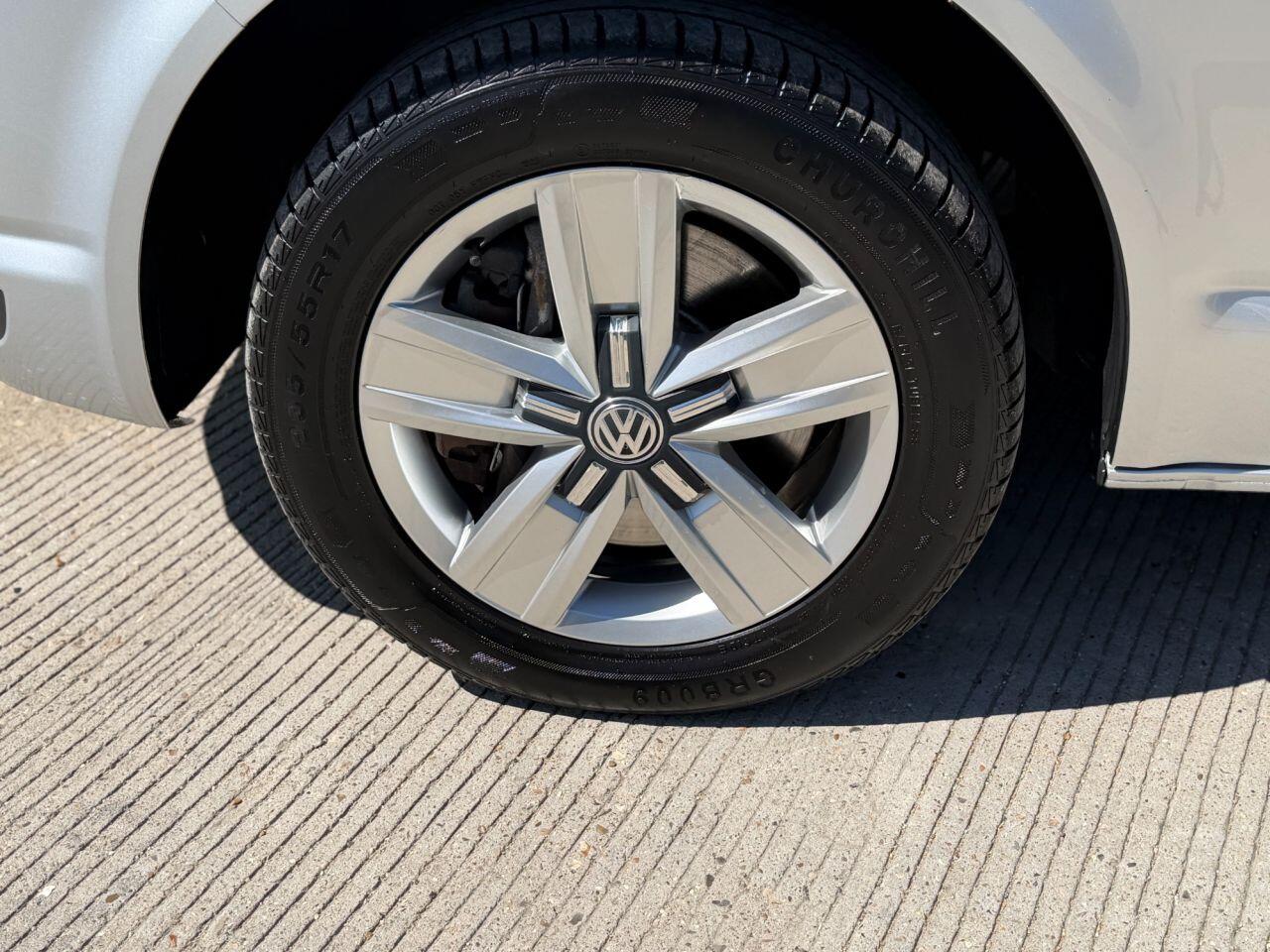 Volkswagen California view 9