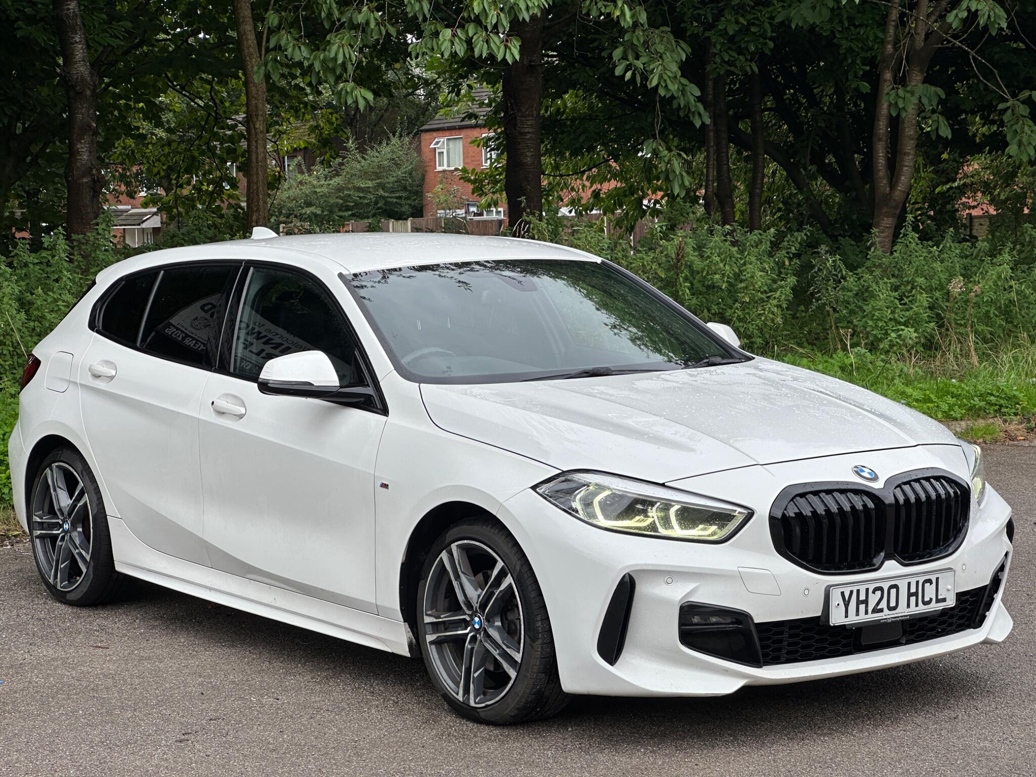 BMW 1 Series view 2