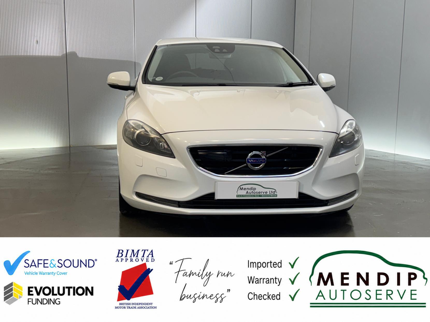 Volvo V40 view 42
