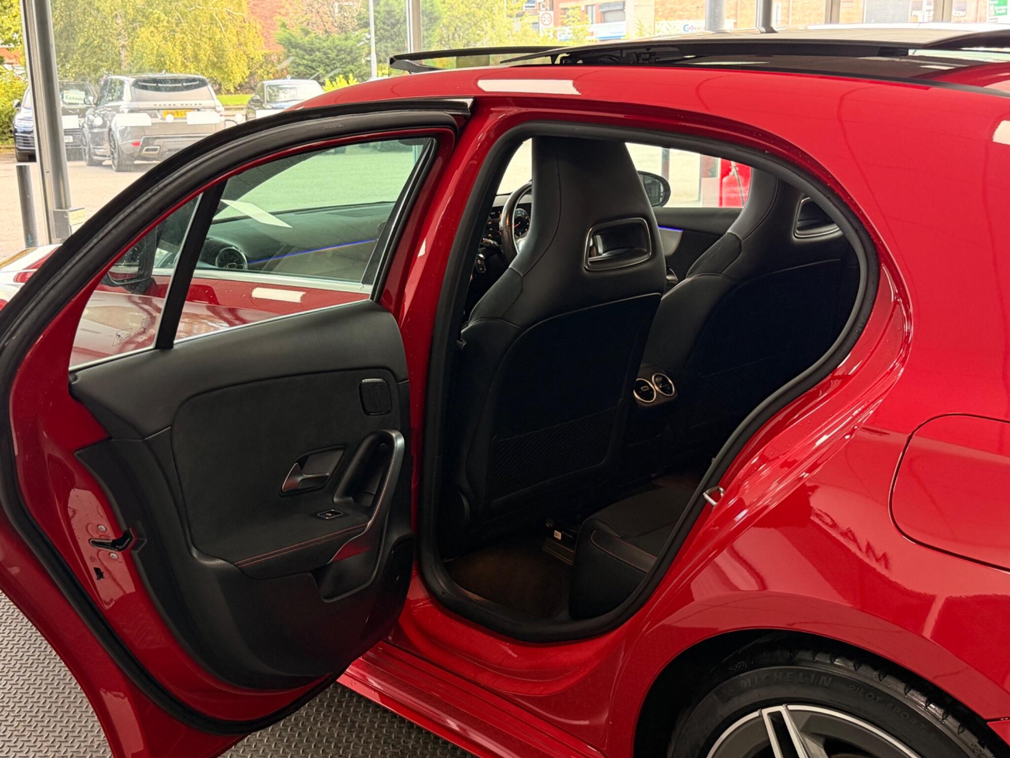 Mercedes-Benz A-Class view 28