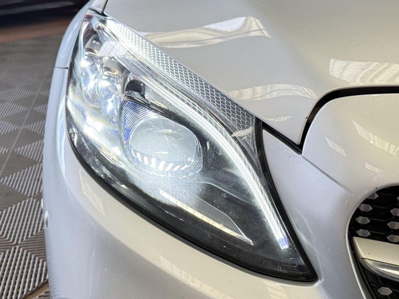 Mercedes-Benz C Class view 26