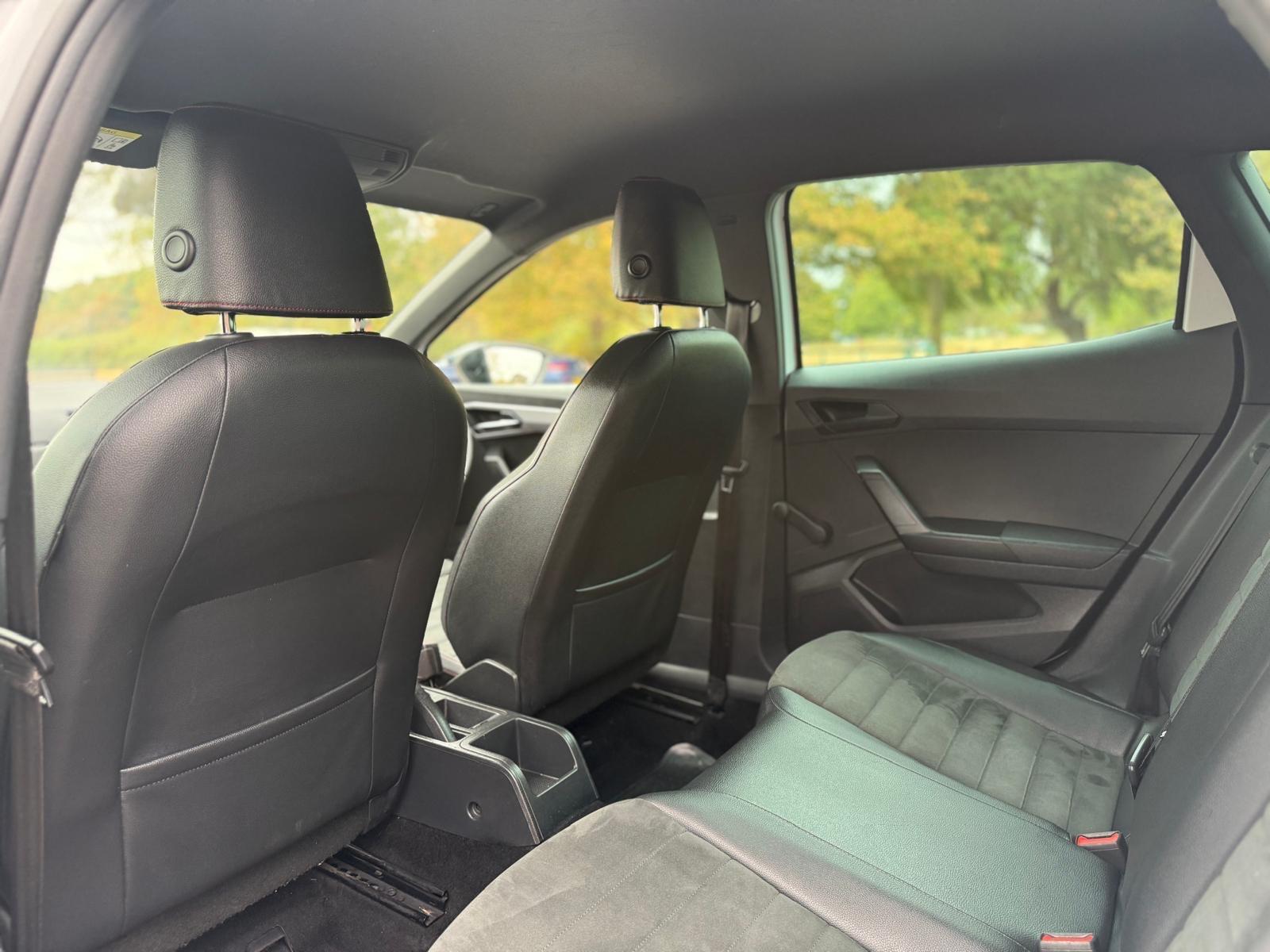 Seat Ibiza view 32