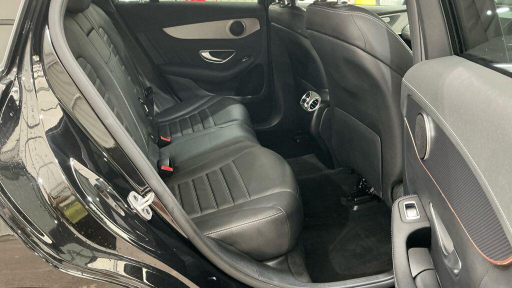 Mercedes-Benz Eqc view 9