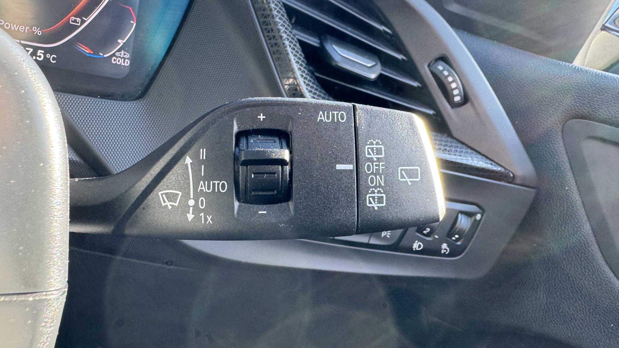 BMW 1 Series view 27