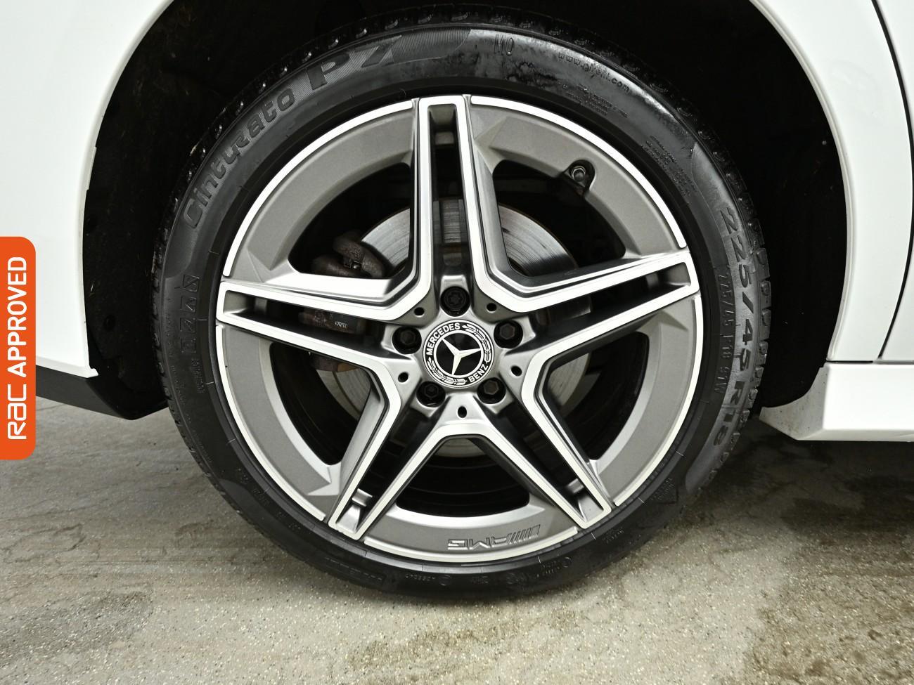 Mercedes-Benz Cla view 15