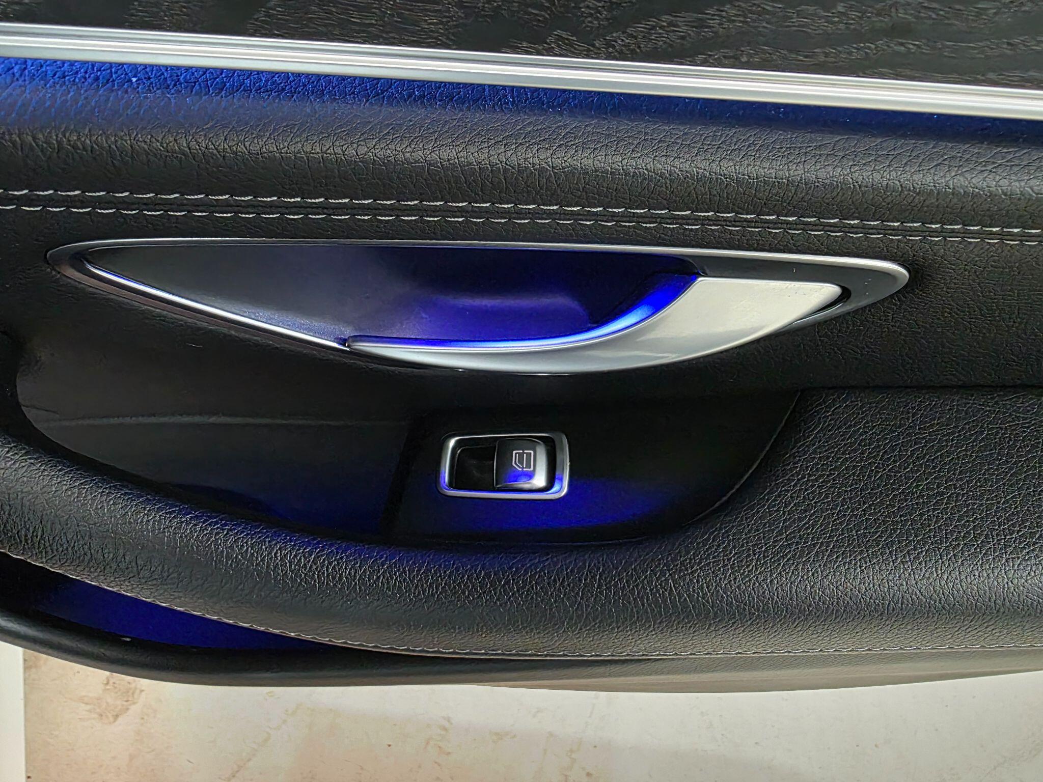 Mercedes-Benz E-Class view 24