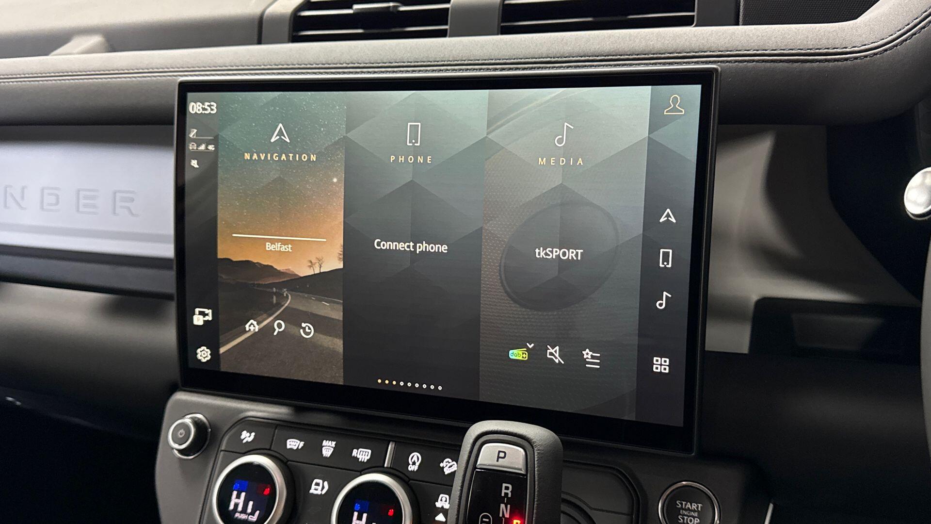 Land Rover Defender view 11
