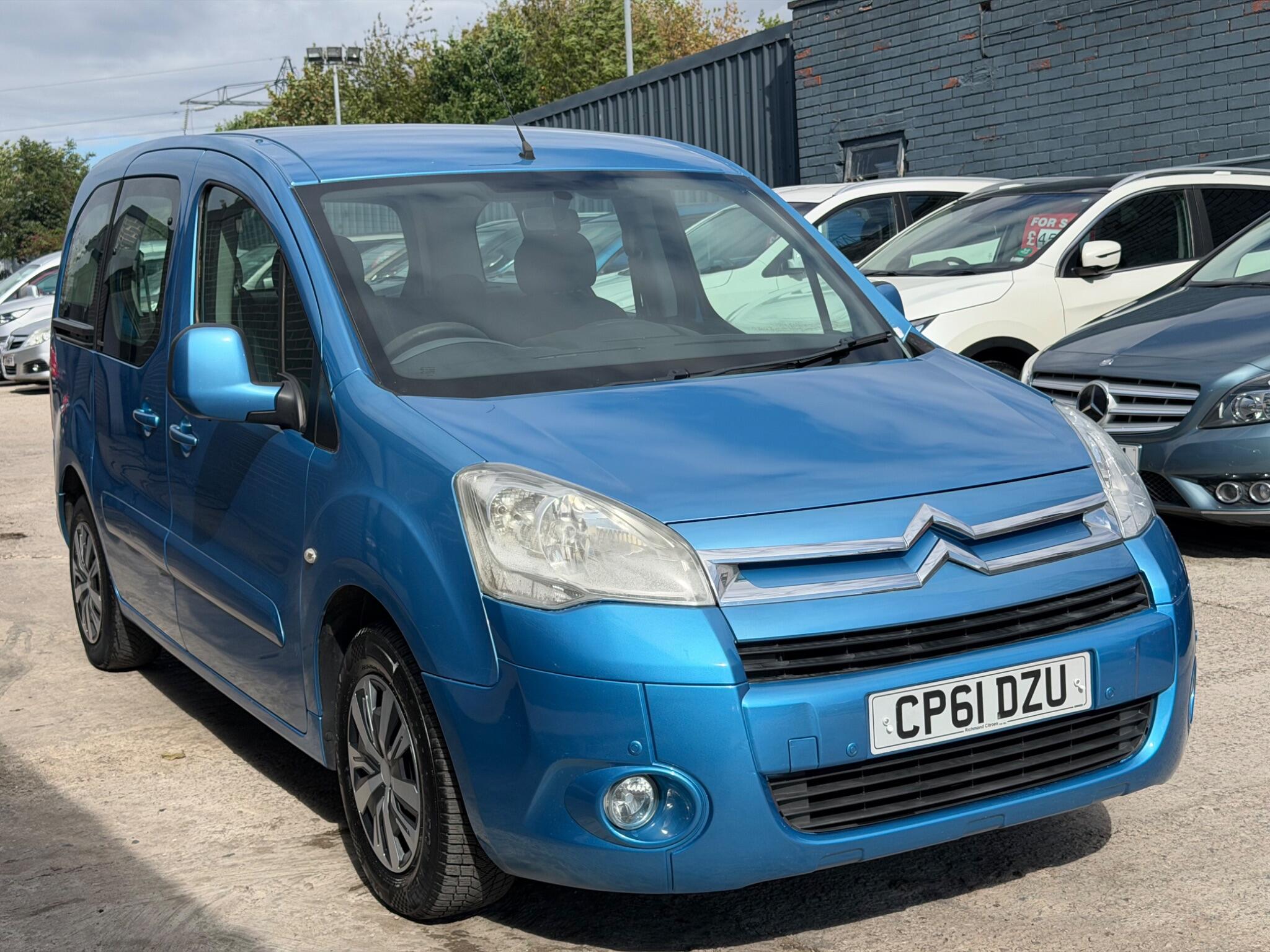 Citroen Berlingo view 3