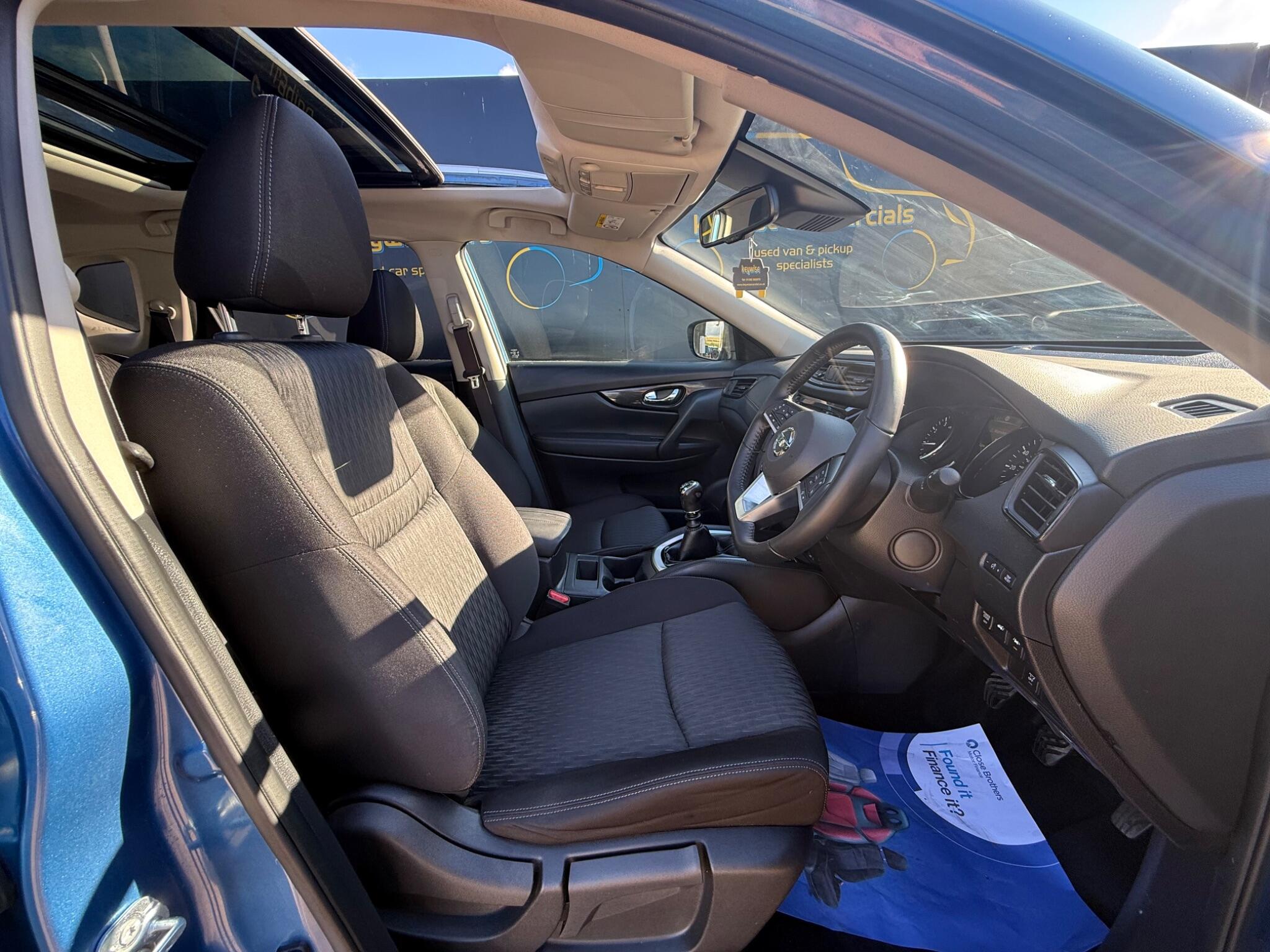 Nissan X-Trail view 19