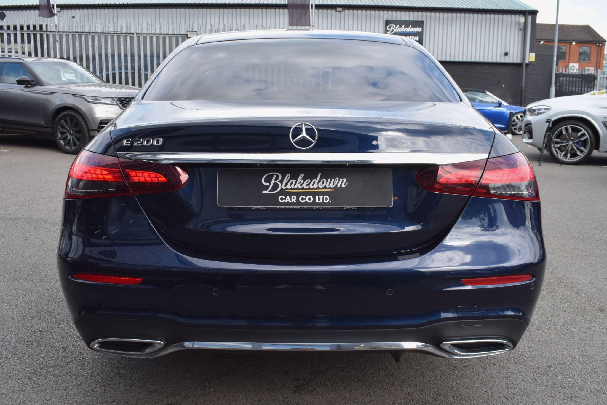 Mercedes-Benz E-Class view 6