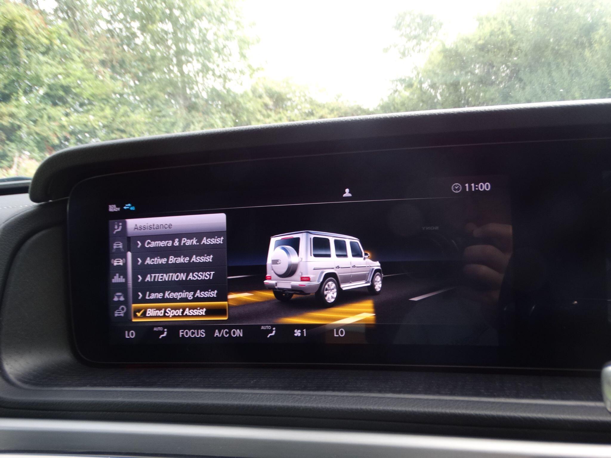 Mercedes-Benz G Class view 33