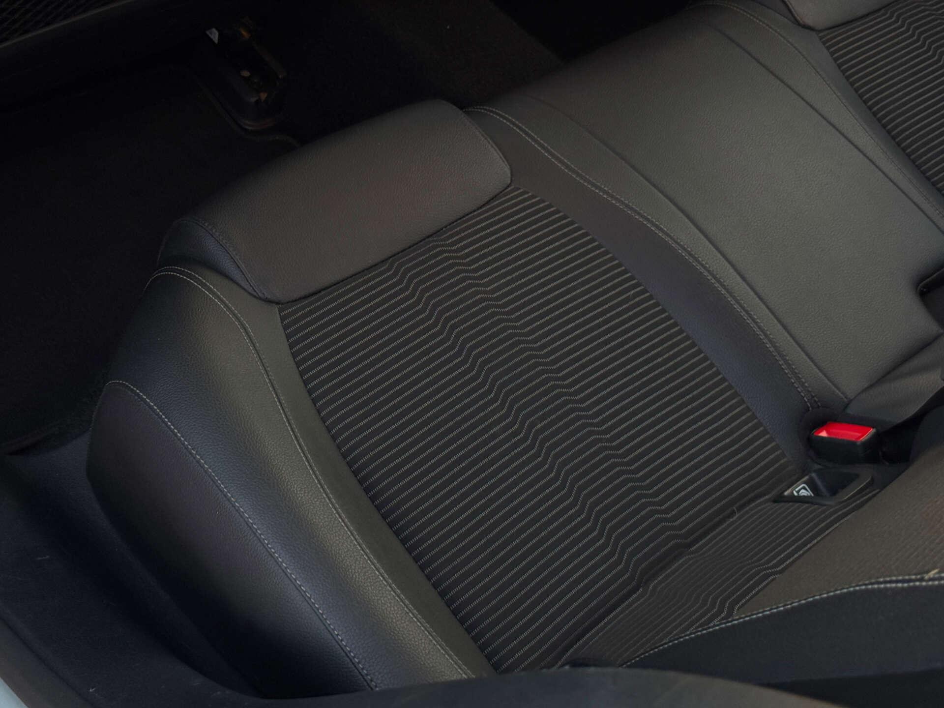Mercedes-Benz A Class view 35