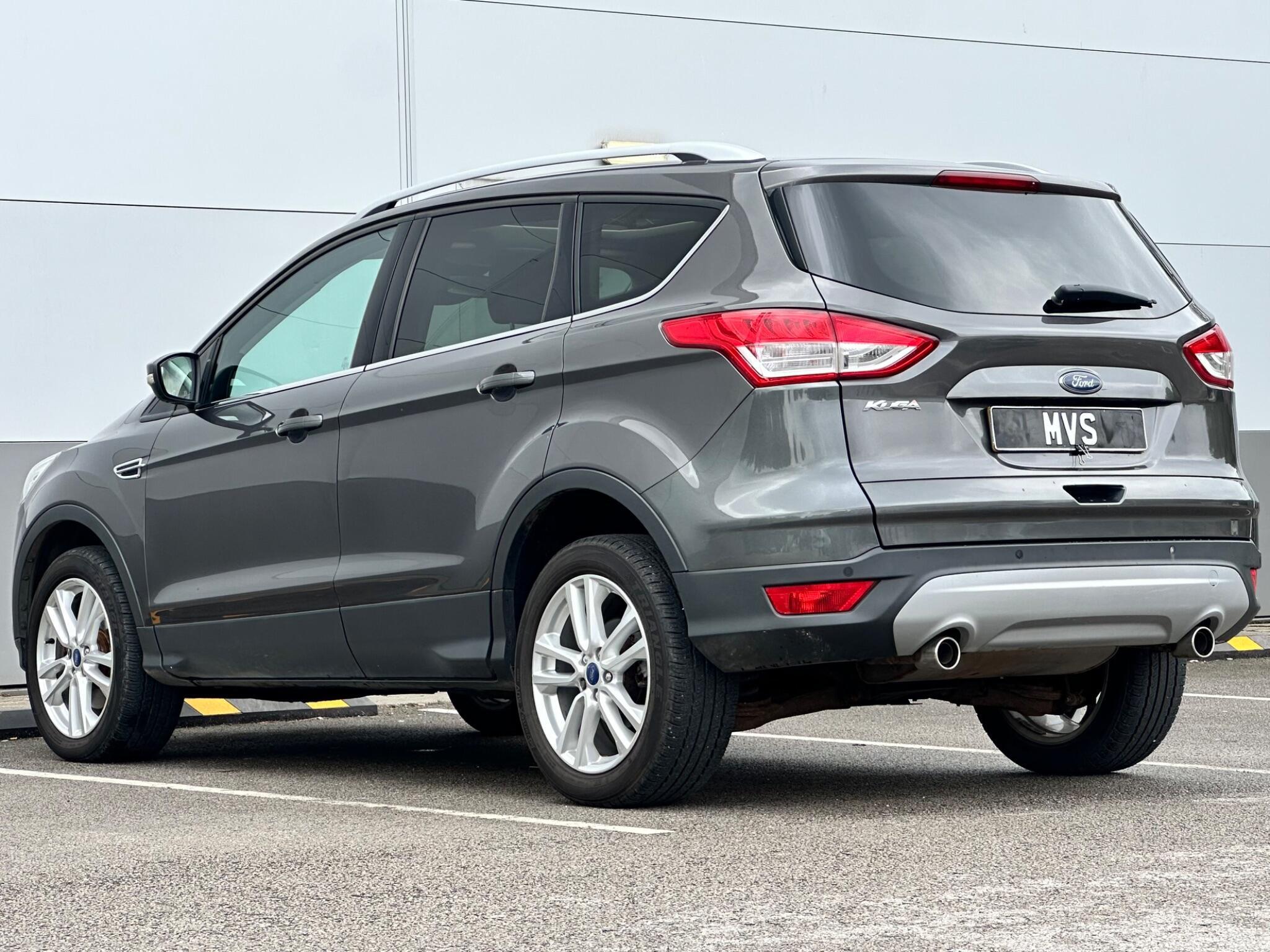 Ford Kuga view 5